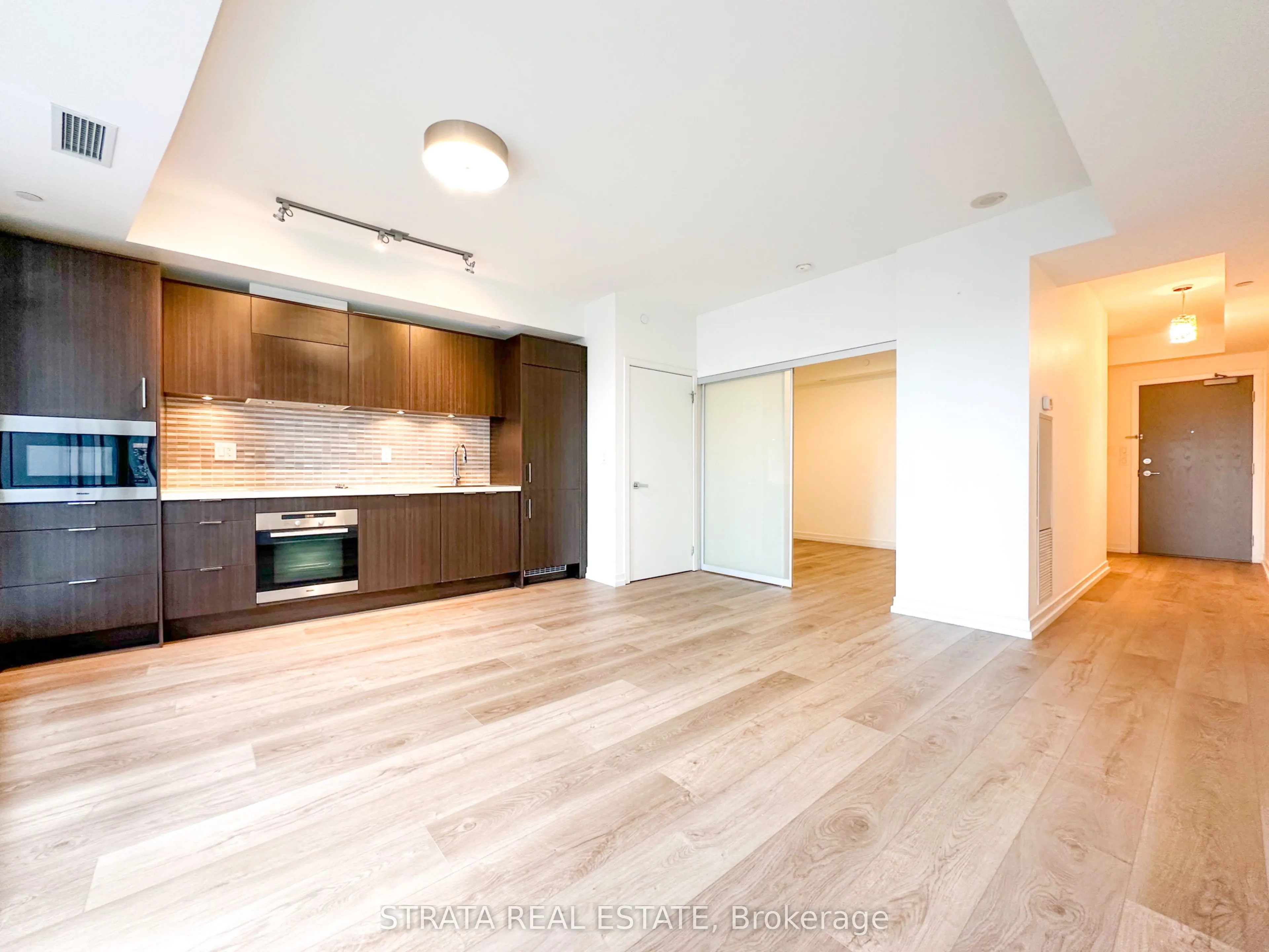 21 Widmer Street, #1605