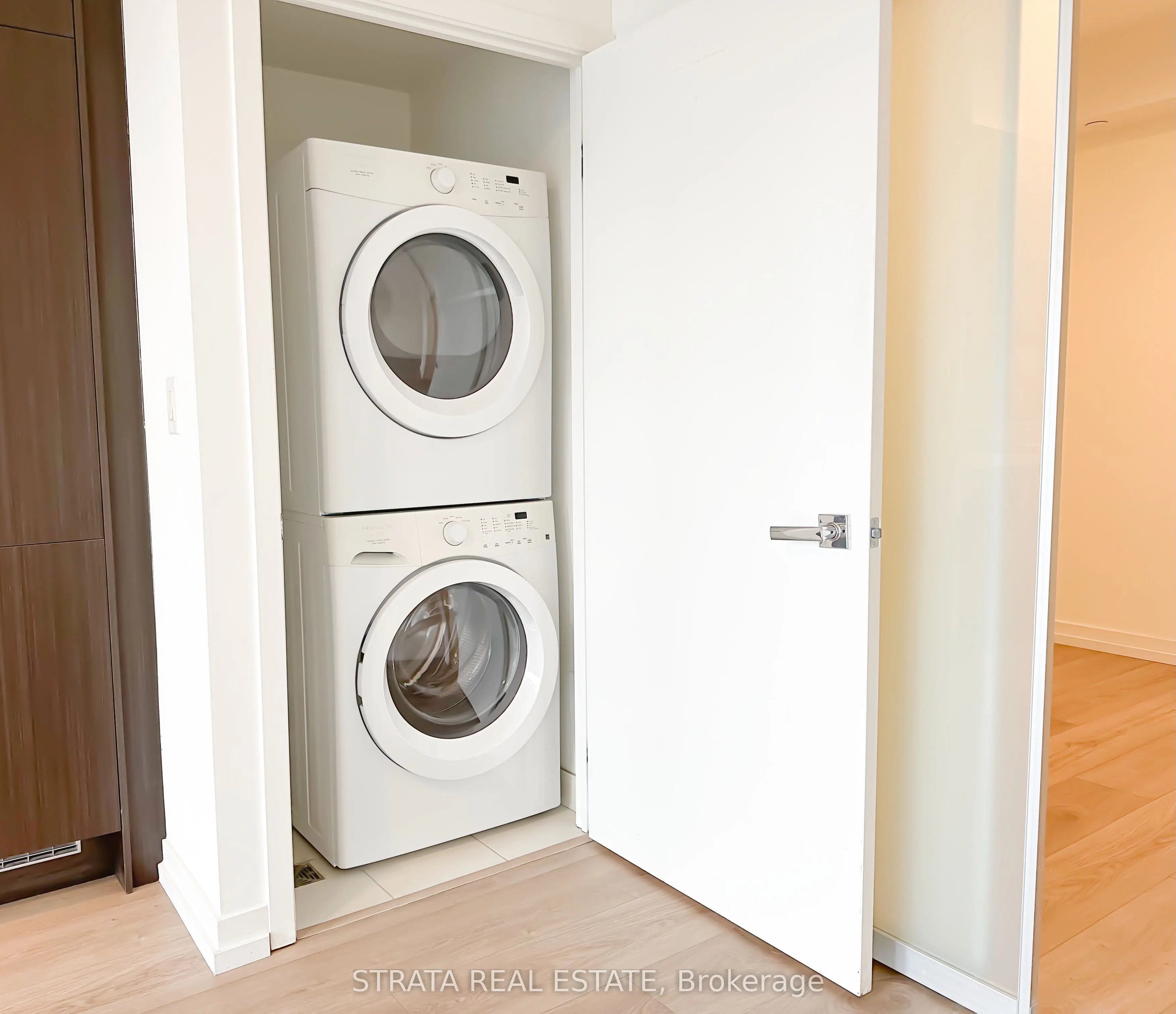 21 Widmer Street, #1605