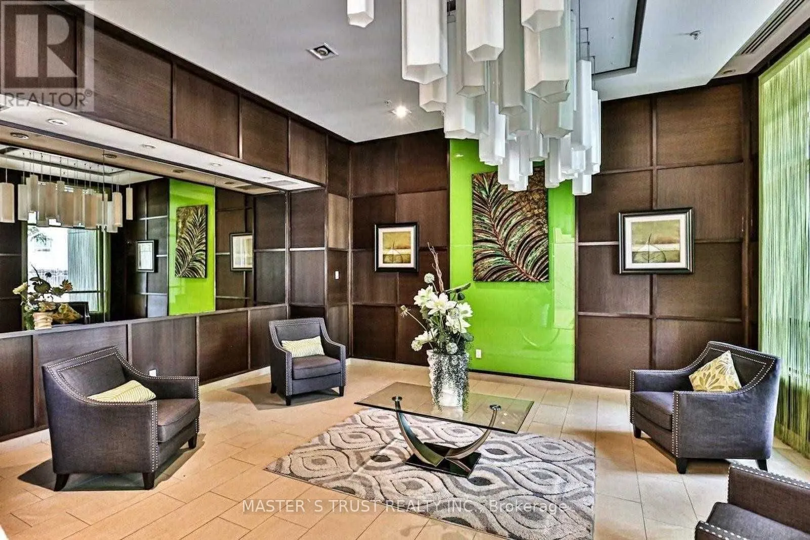 5740 Yonge Street, #304