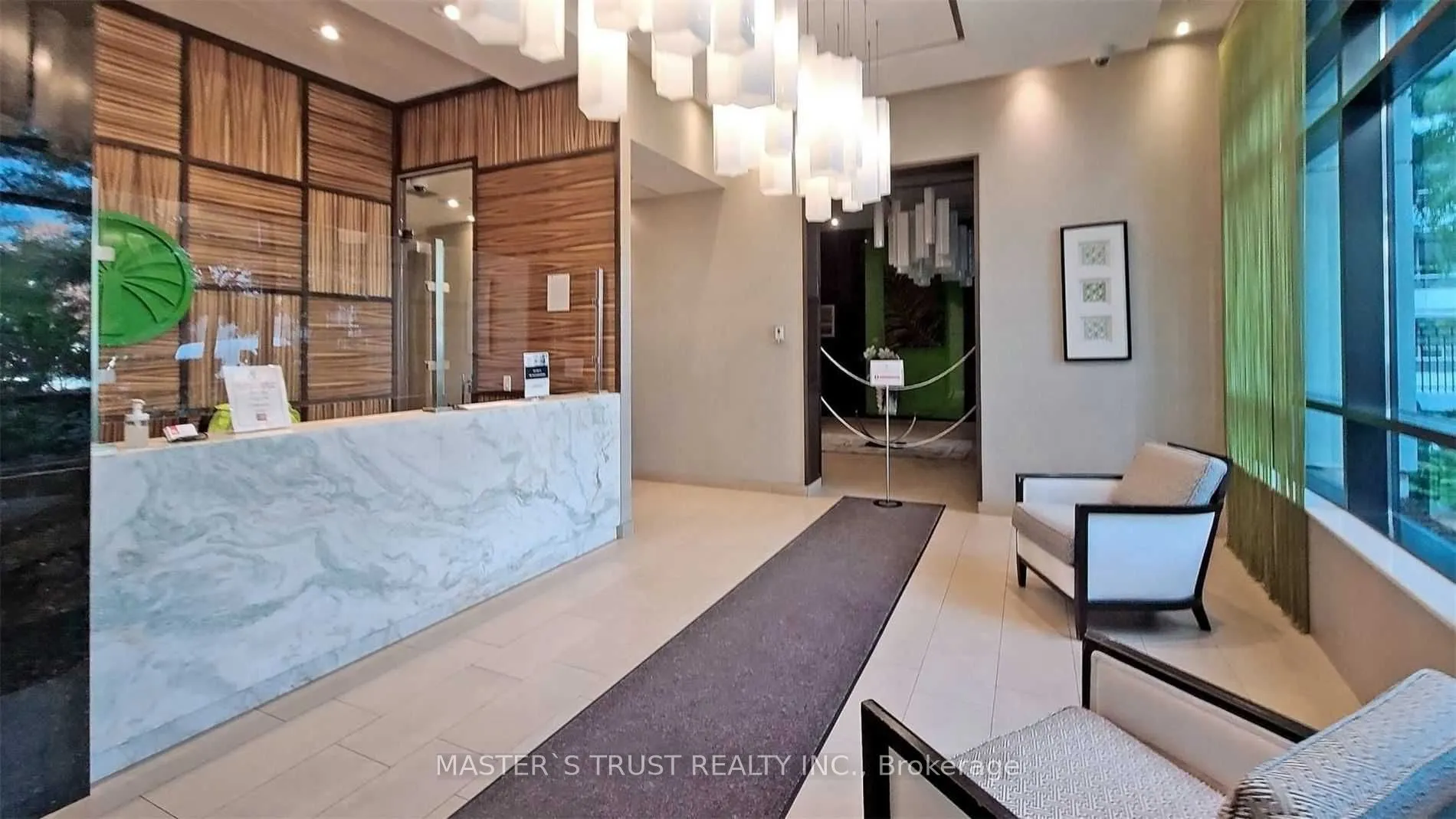 5740 Yonge Street, #304
