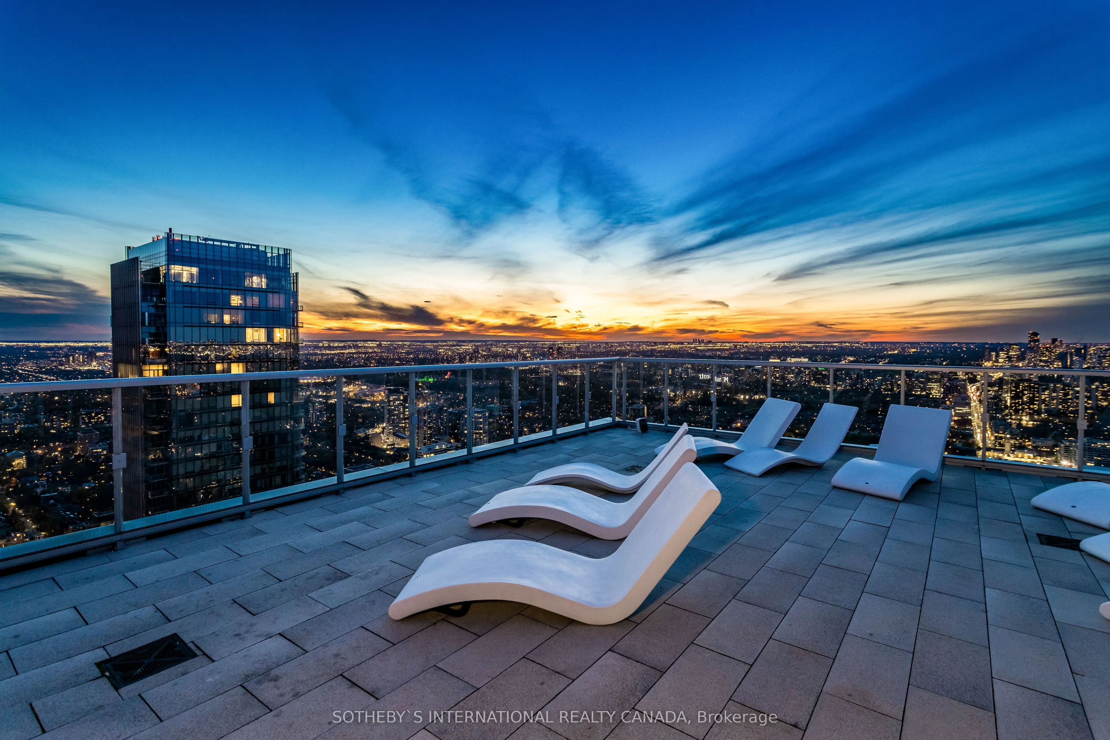 1 Yorkville Avenue #5405