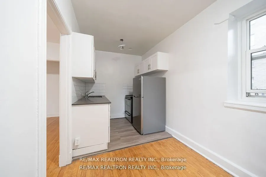 1 Mallory Gardens #4