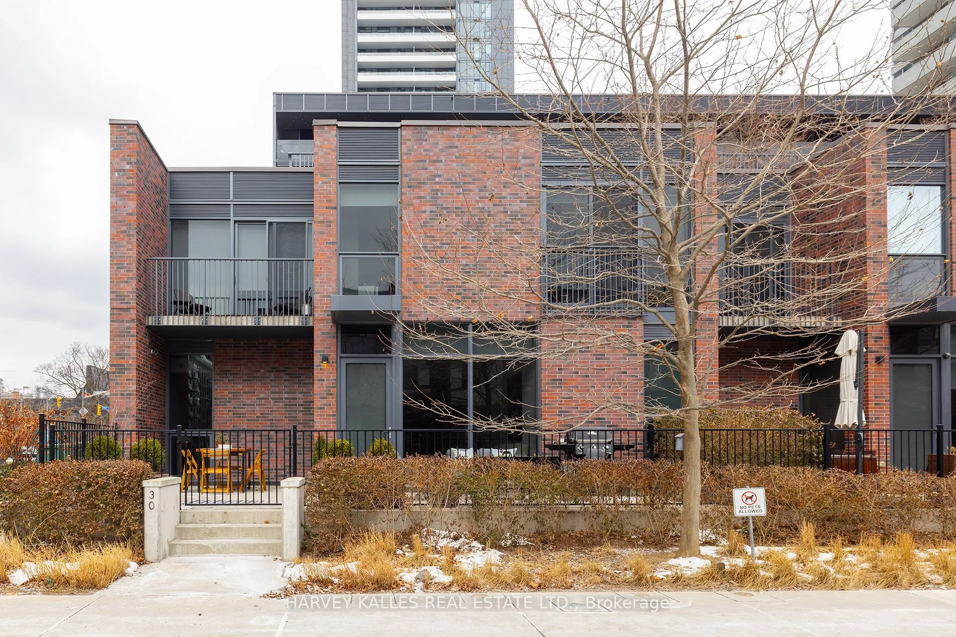 30 Wyatt Avenue, #07