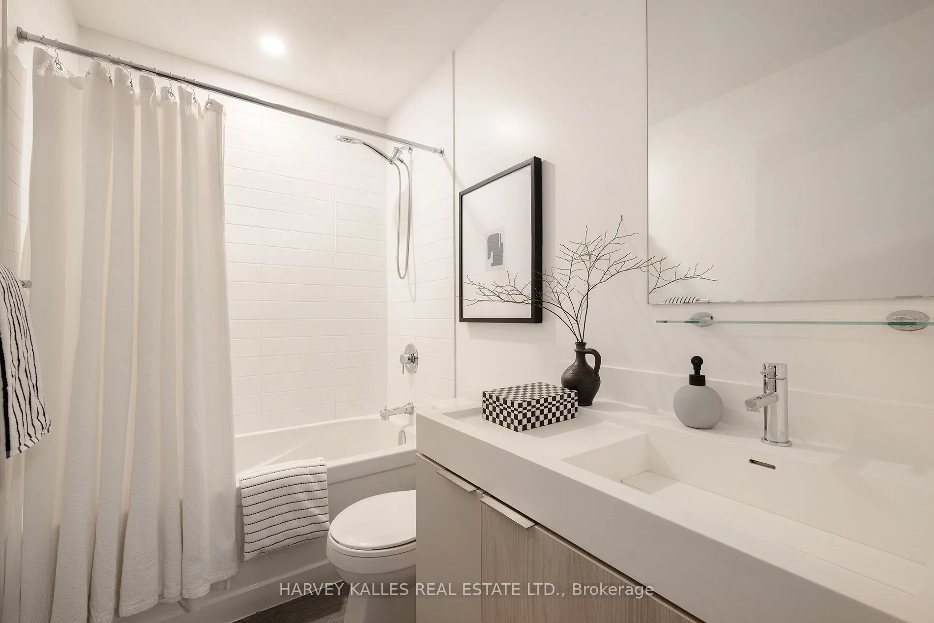 30 Wyatt Avenue, #07