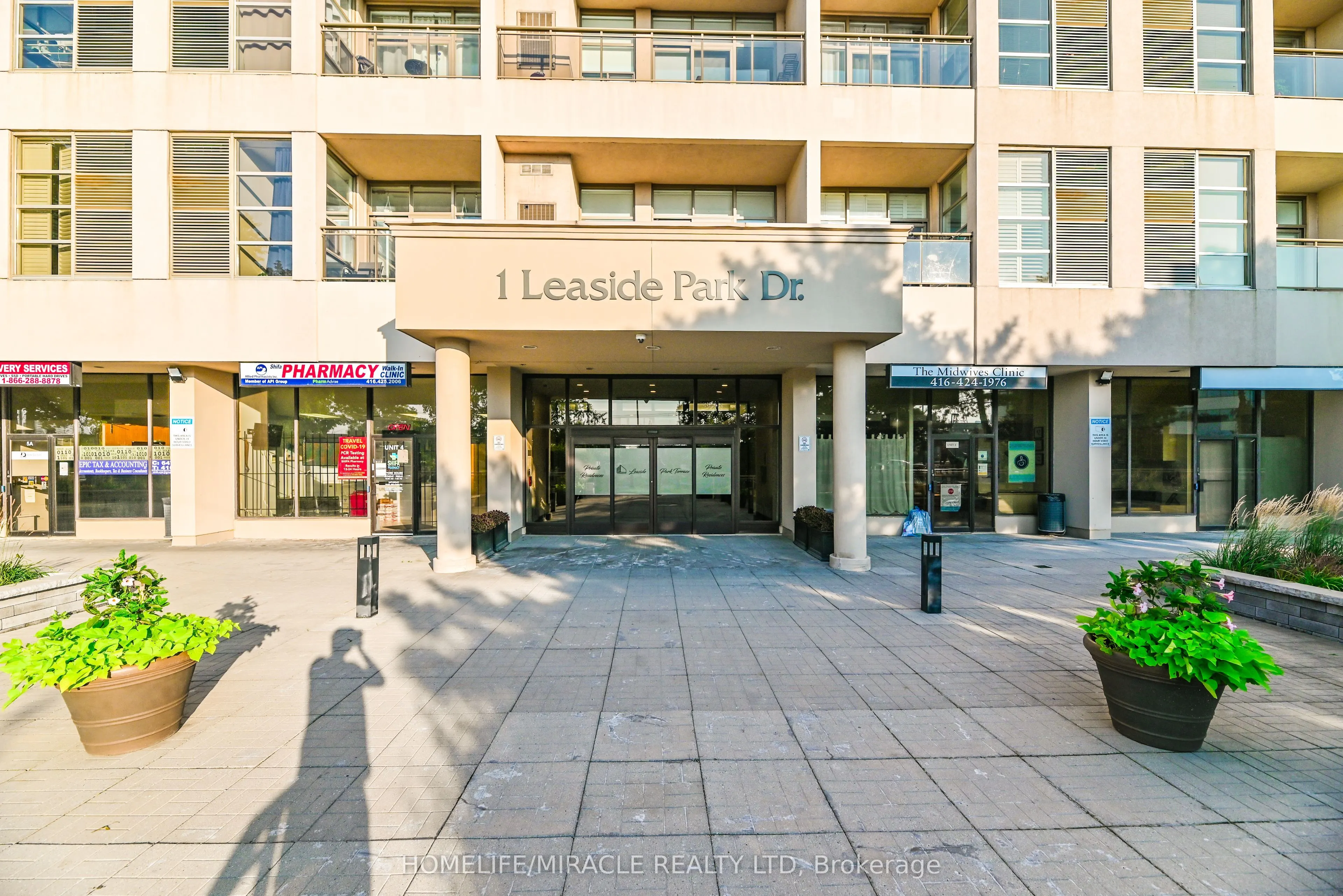 1 Leaside Park Drive, #305