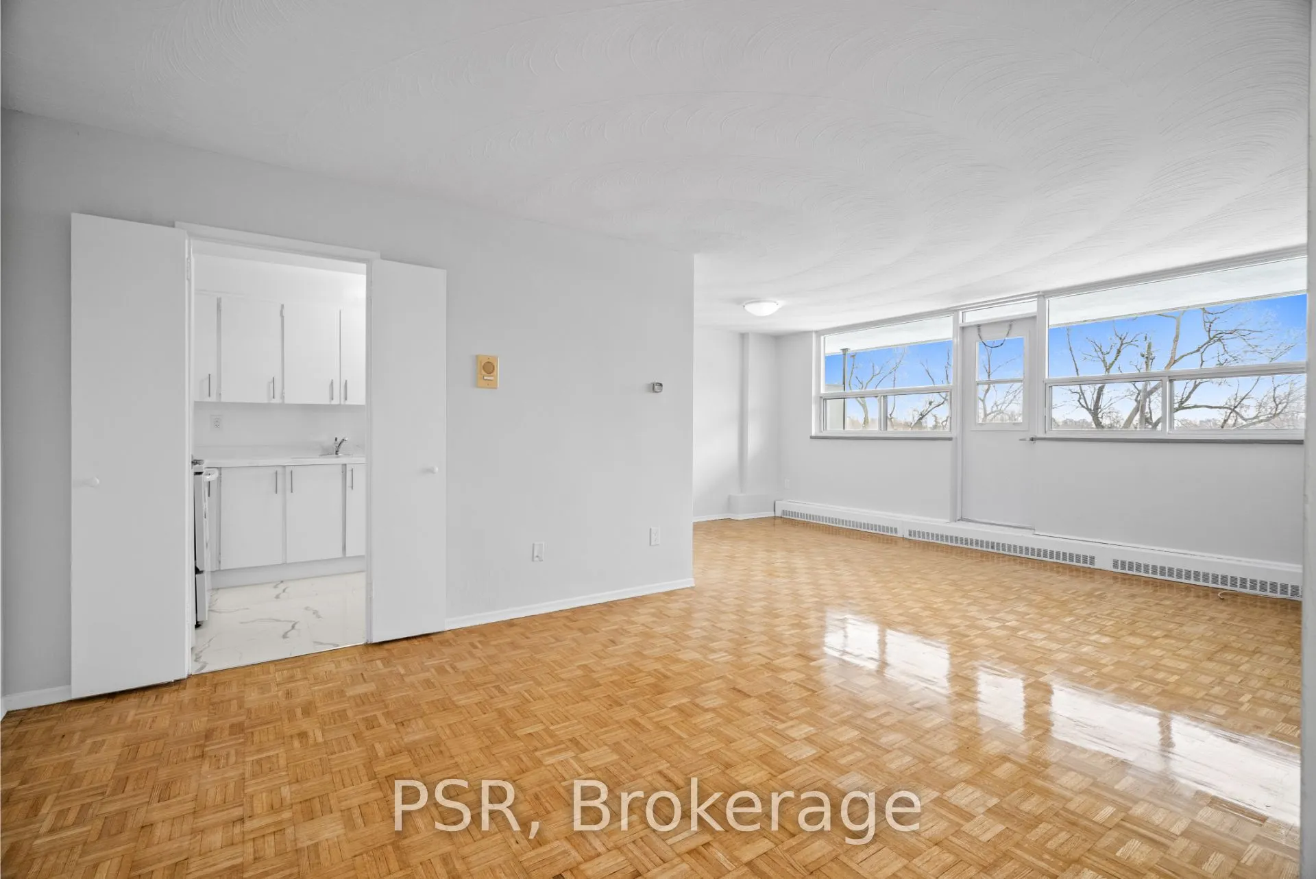 105 Rowena Drive, #317