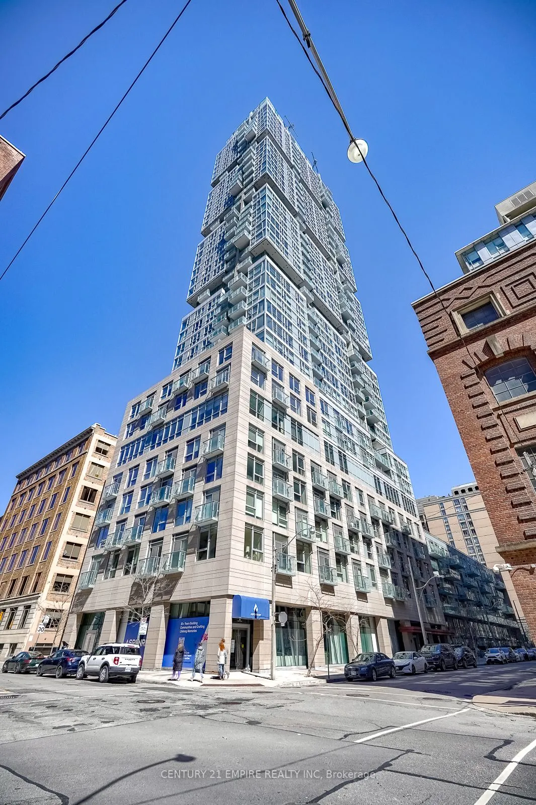 30 Nelson Street #325