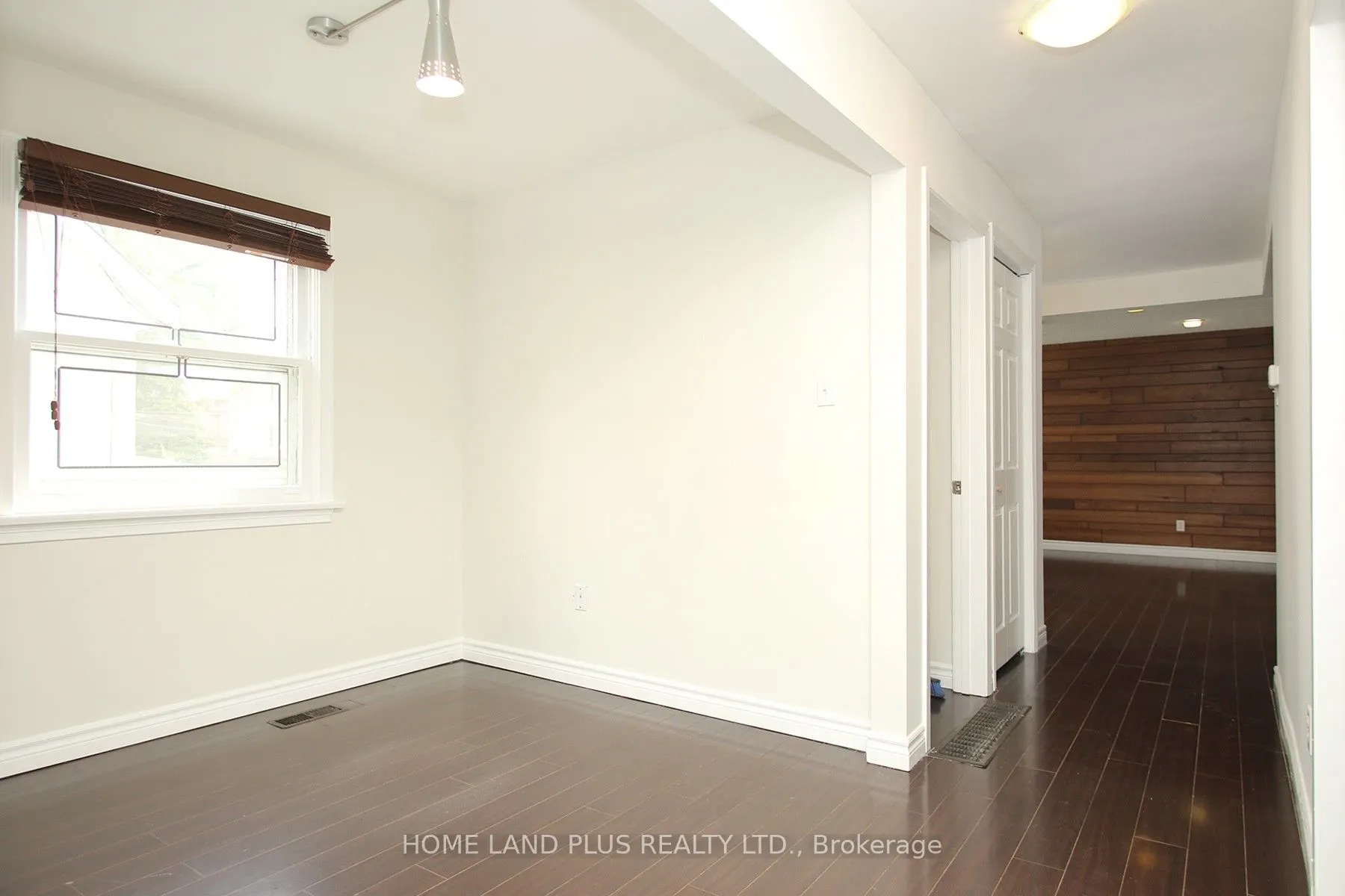 189 Maplehurst Avenue, #Mainfl