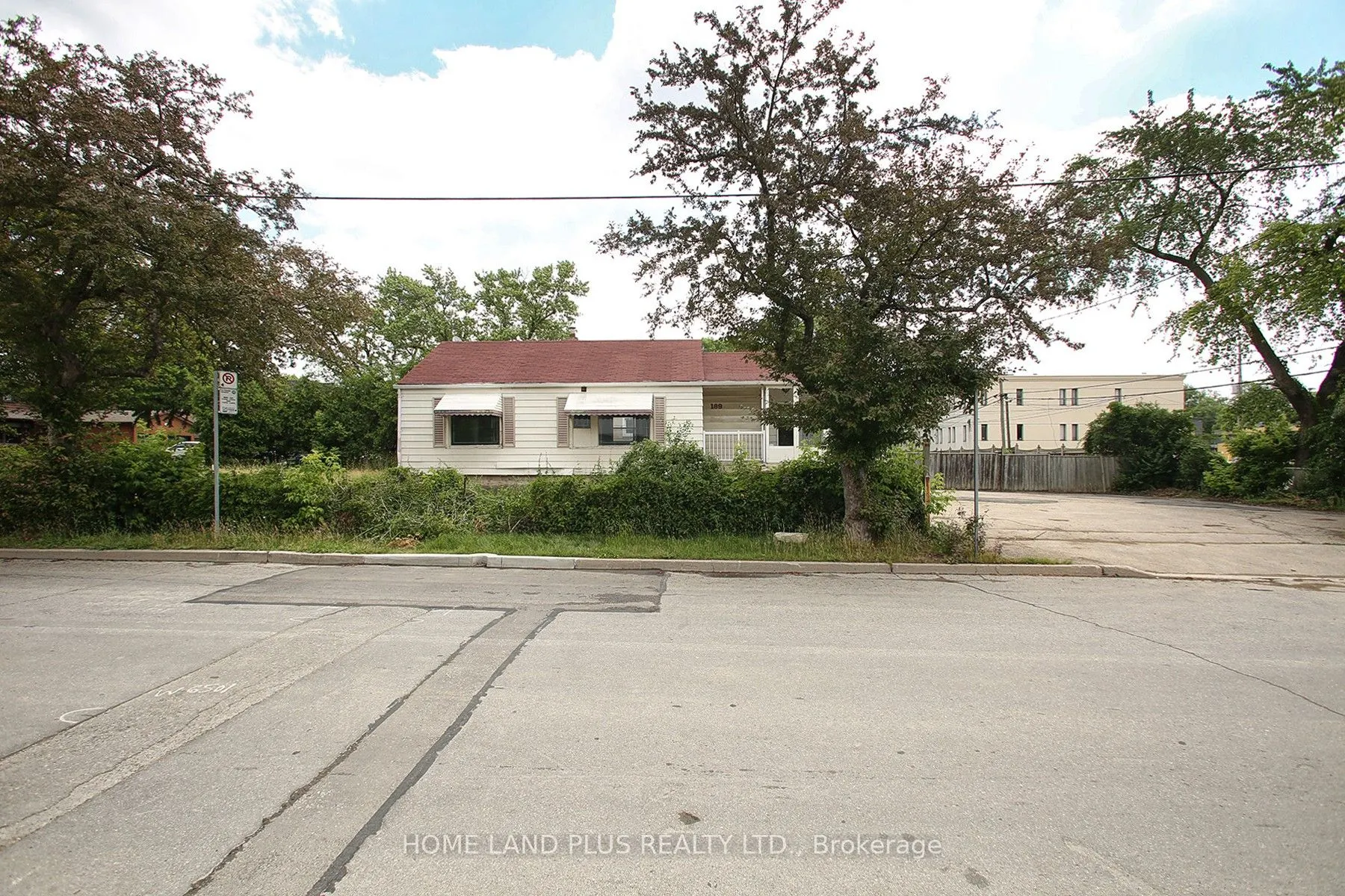 189 Maplehurst Avenue, #Mainfl