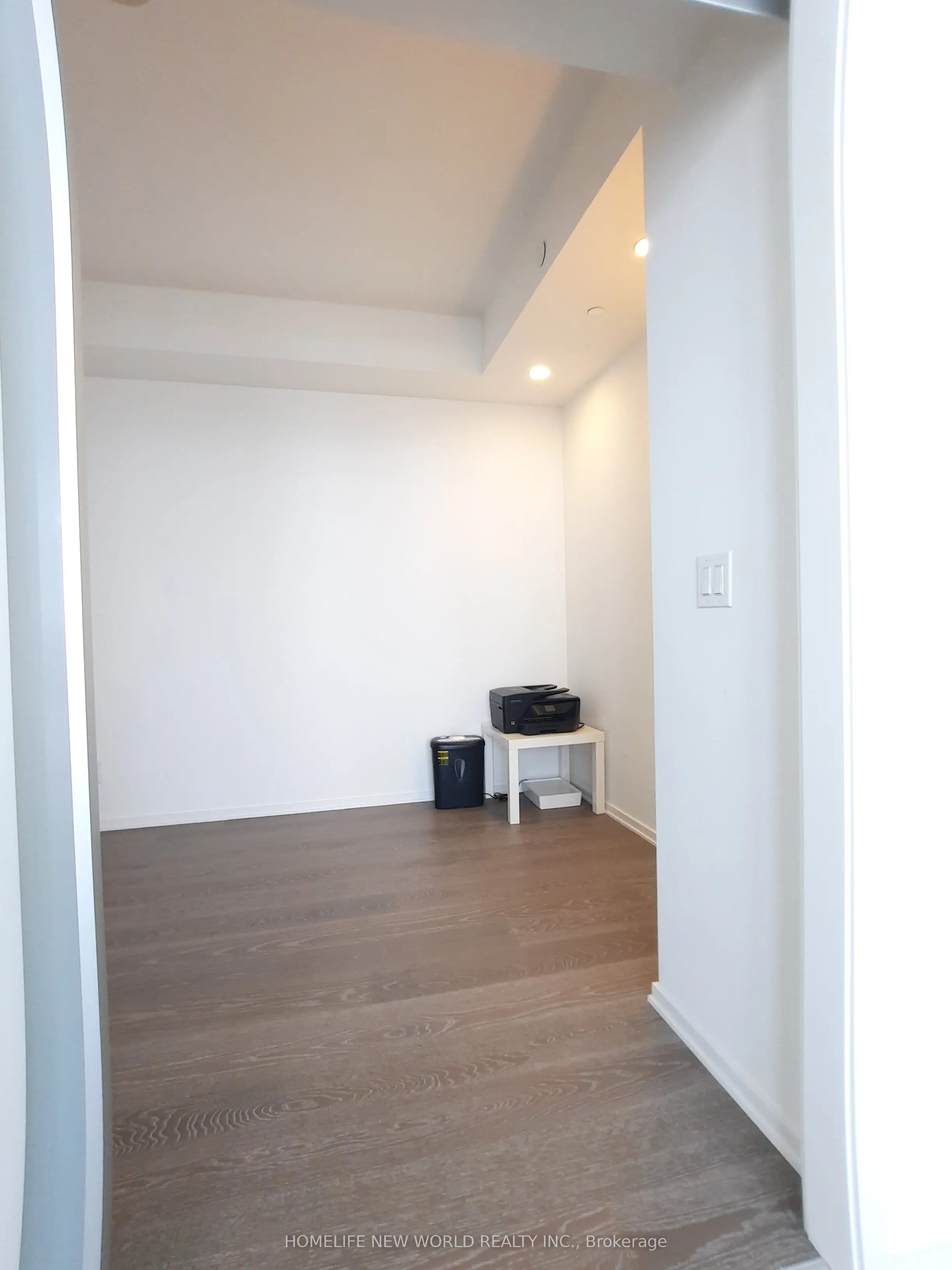 1 Bloor Street E #6902