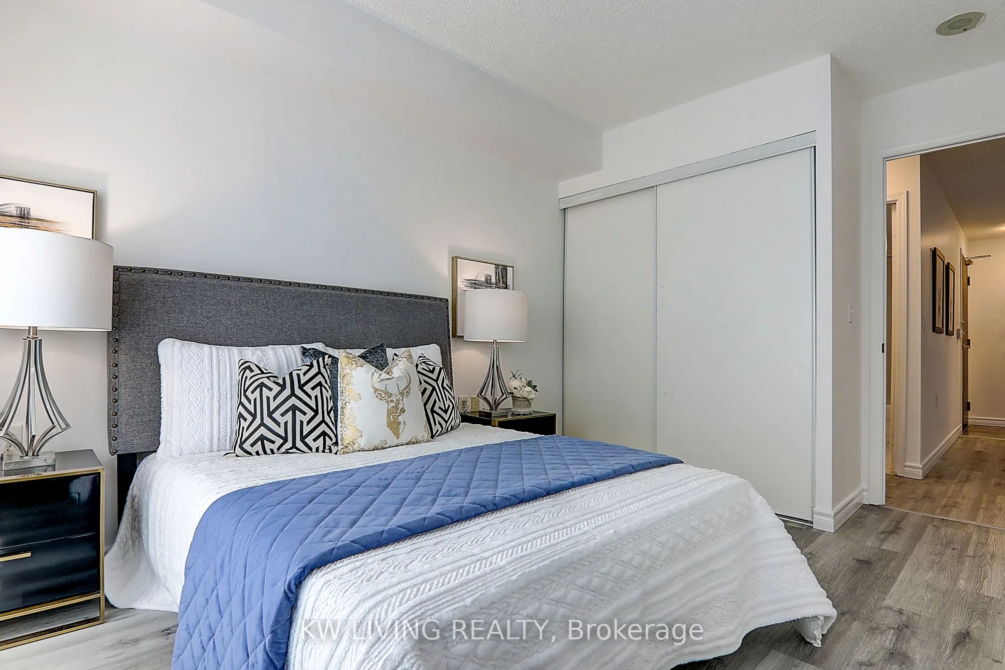 26 Olive Avenue, #1606