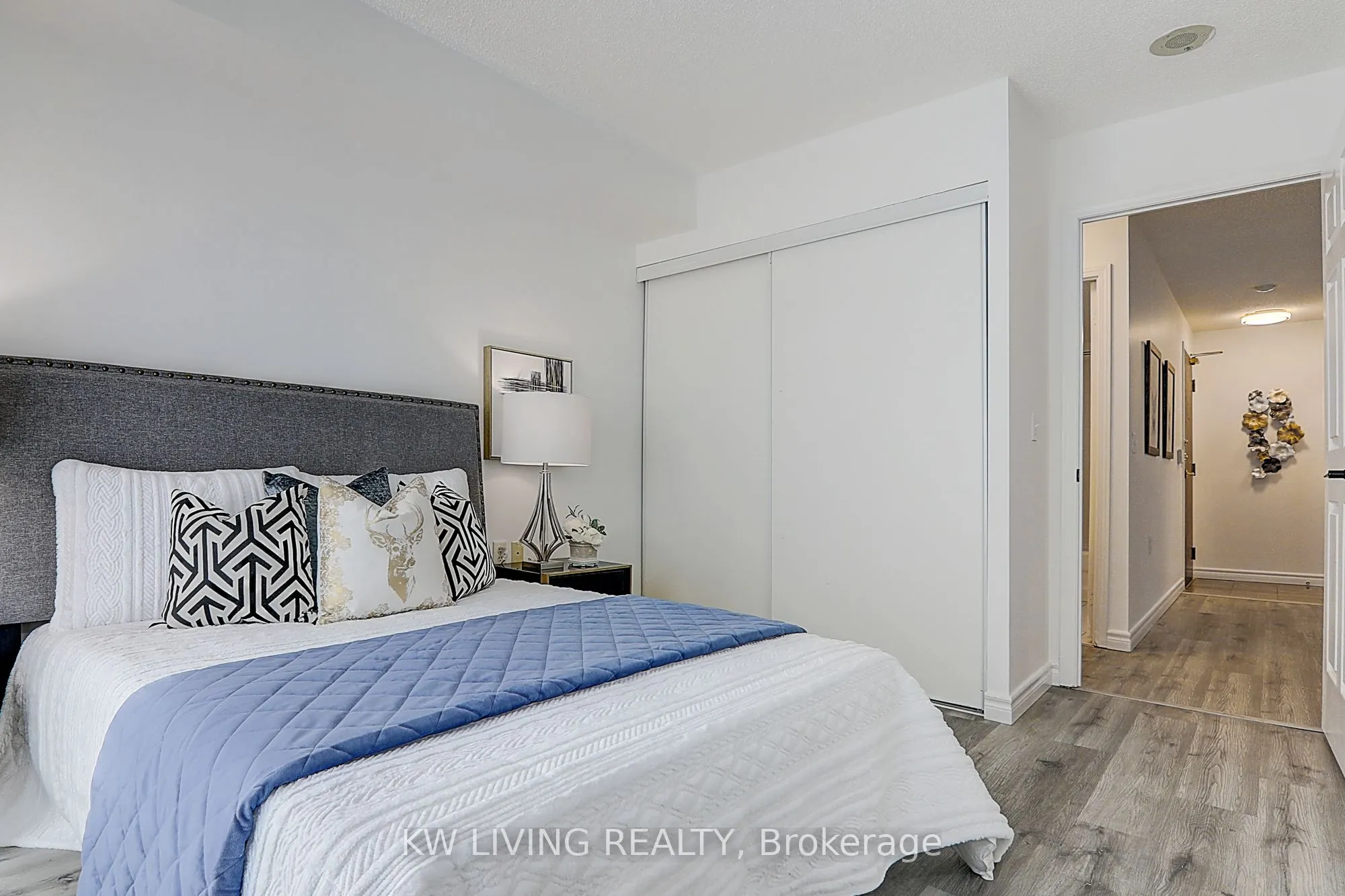 26 Olive Avenue, #1606