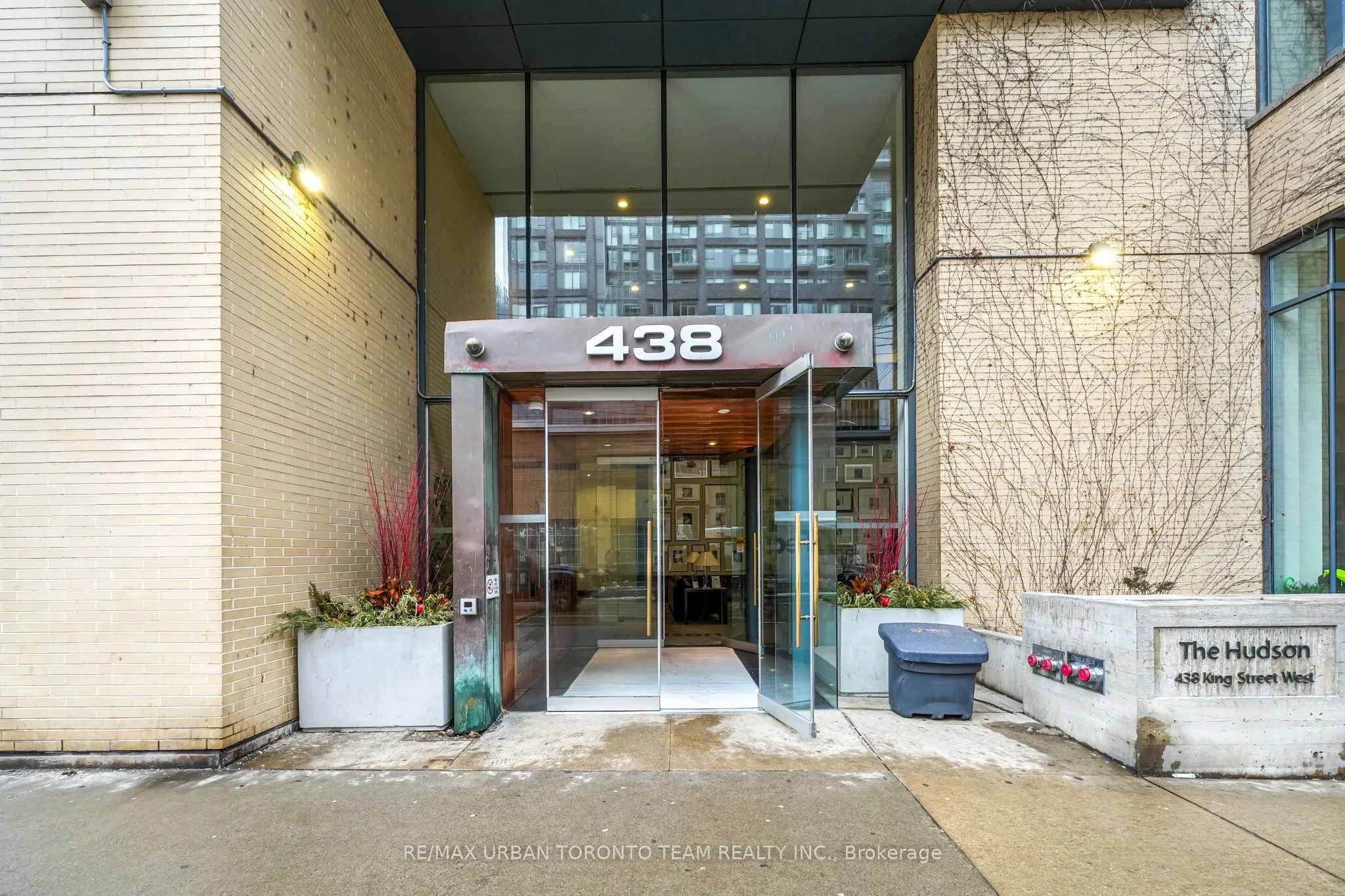438 King Street W, #Ph03