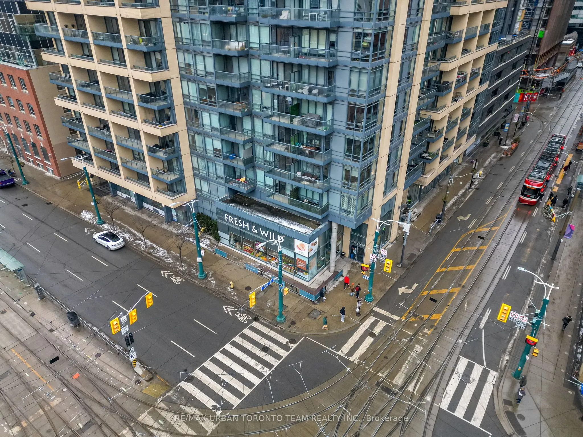 438 King Street W, #Ph03
