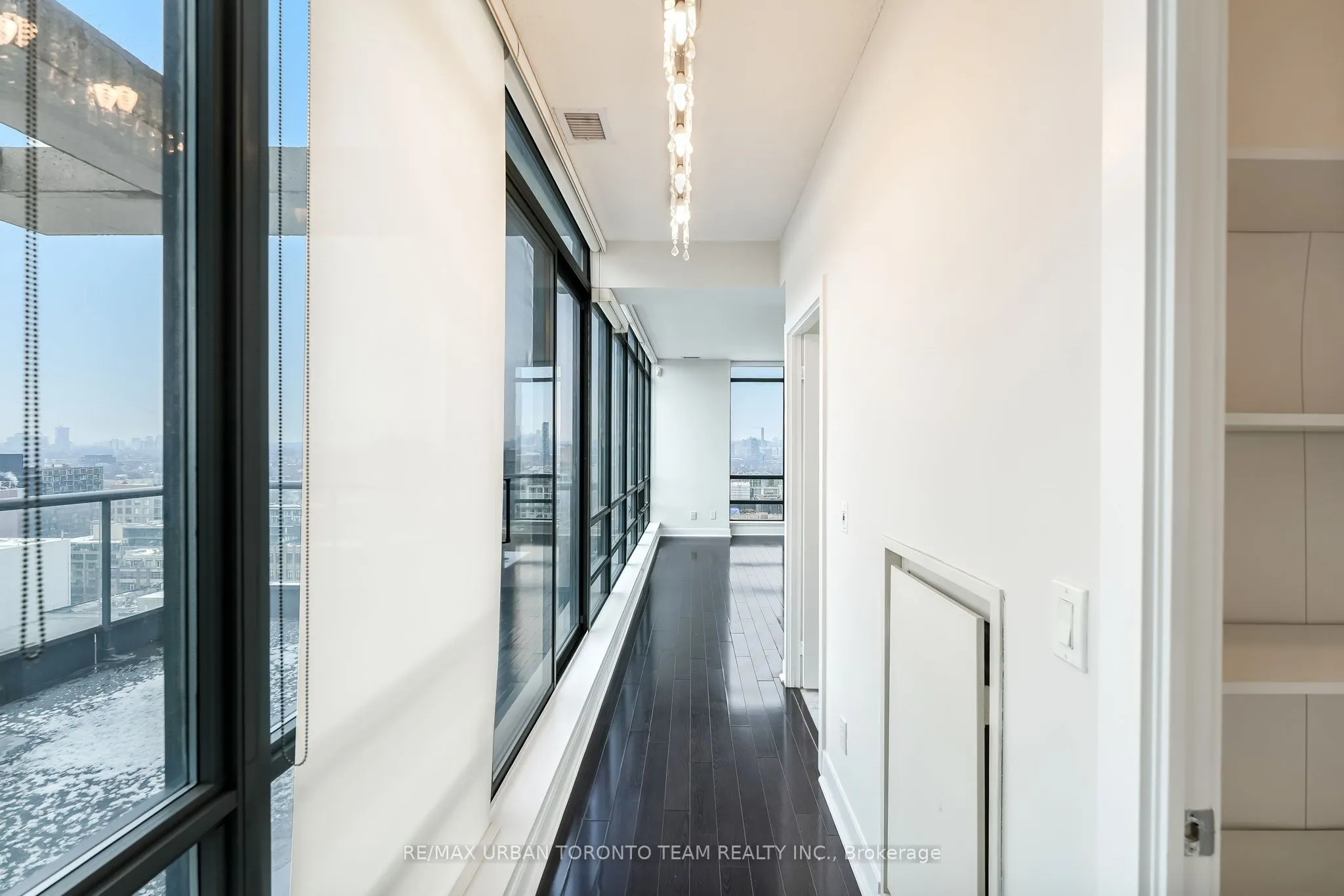 438 King Street W, #Ph03