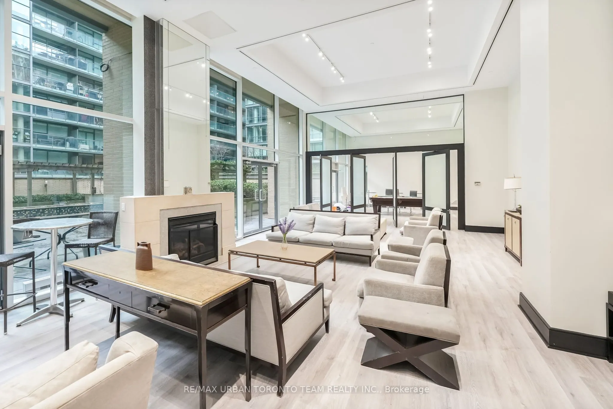 438 King Street W, #Ph03