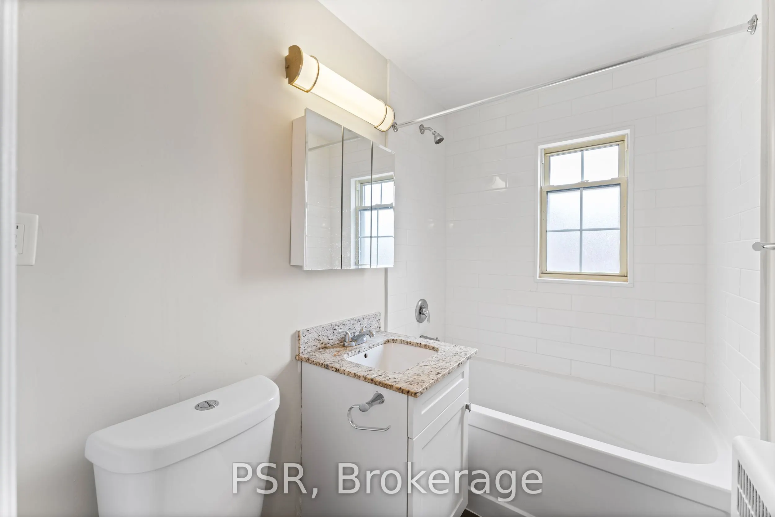 1365 Bayview Avenue, #U02