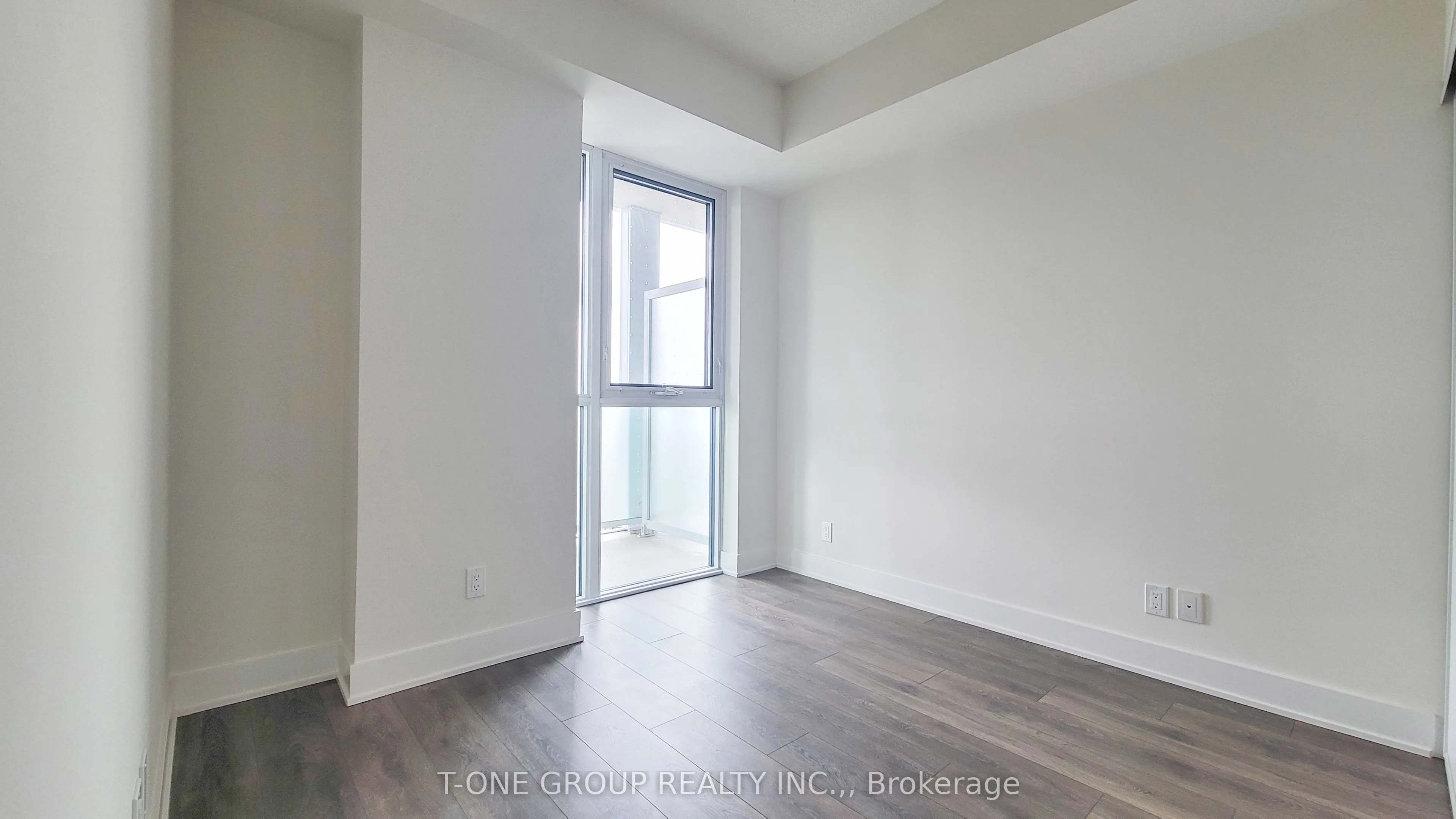 188 FAIRVIEW MALL Drive #516