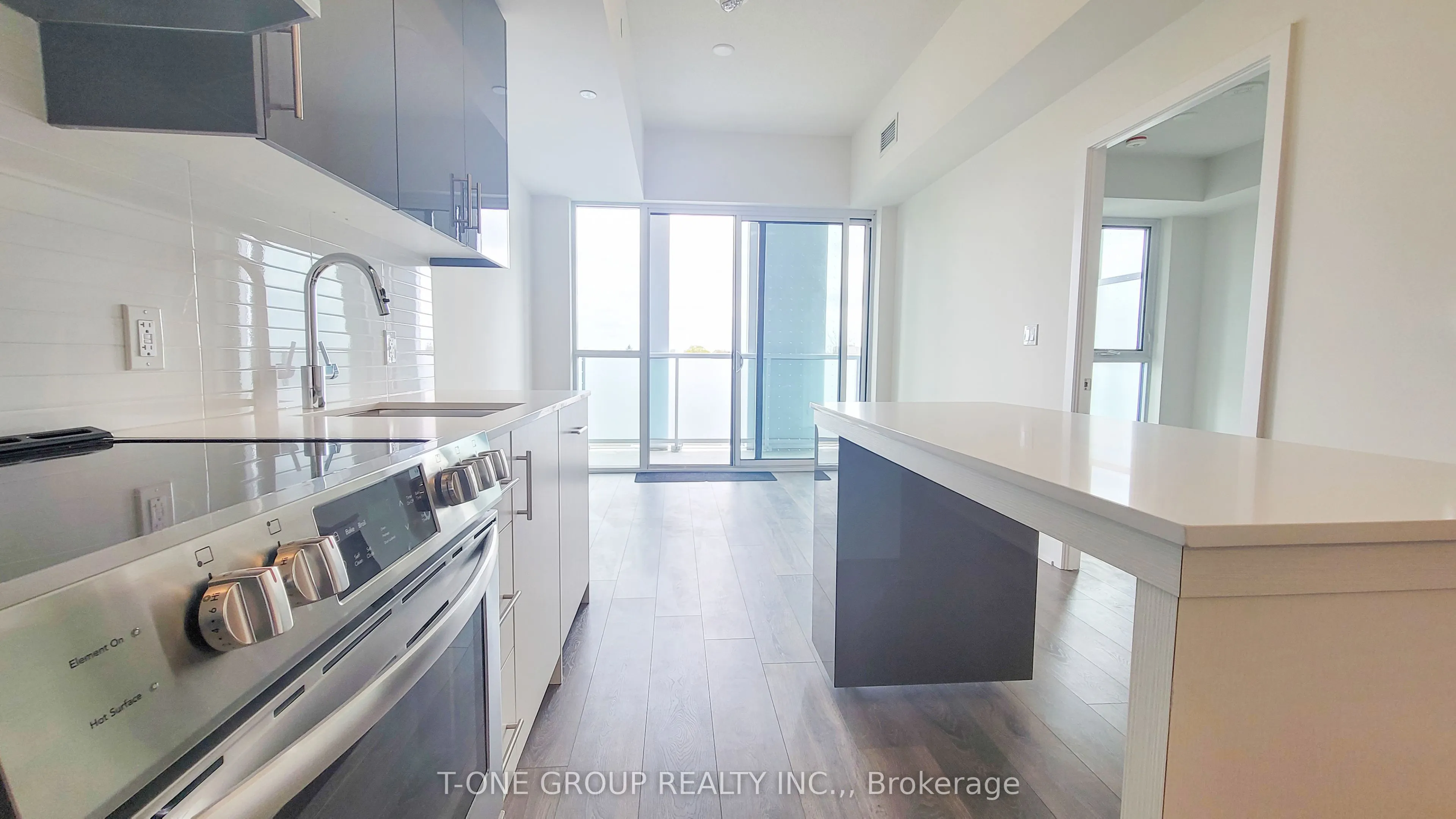 188 FAIRVIEW MALL Drive #516