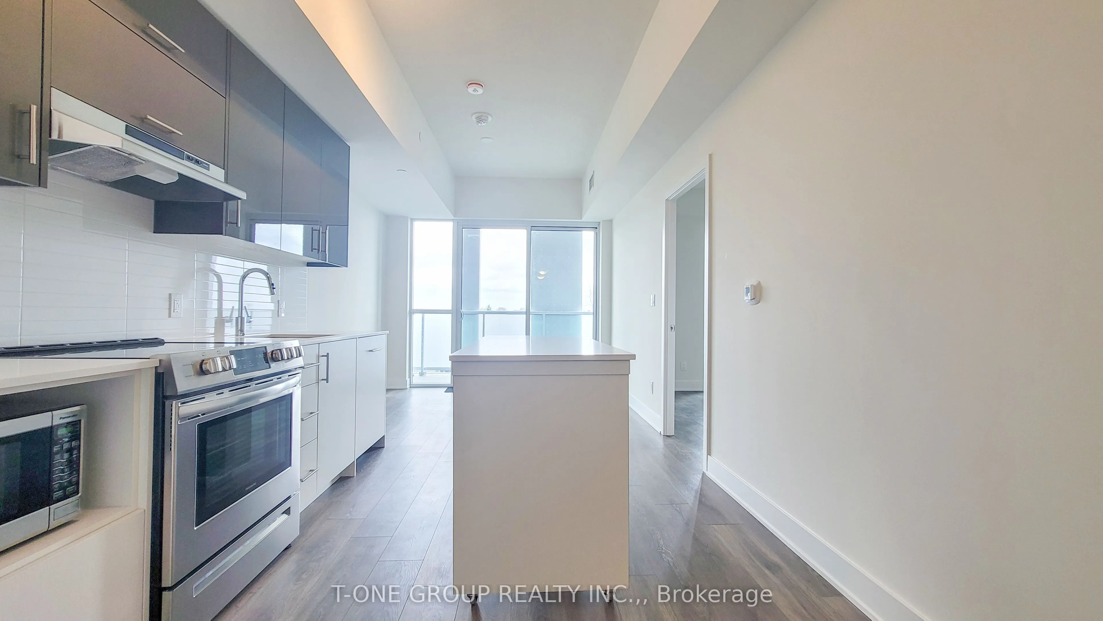 188 FAIRVIEW MALL Drive #516