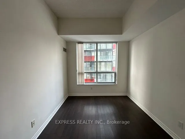 168 Simcoe Street, #1122