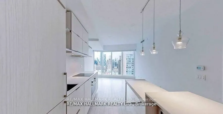 197 Yonge Street, #3114