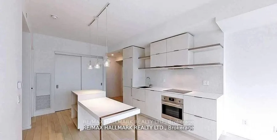 197 Yonge Street, #3114