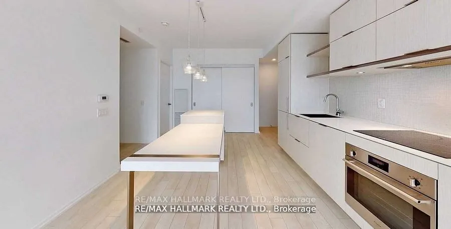 197 Yonge Street, #3114