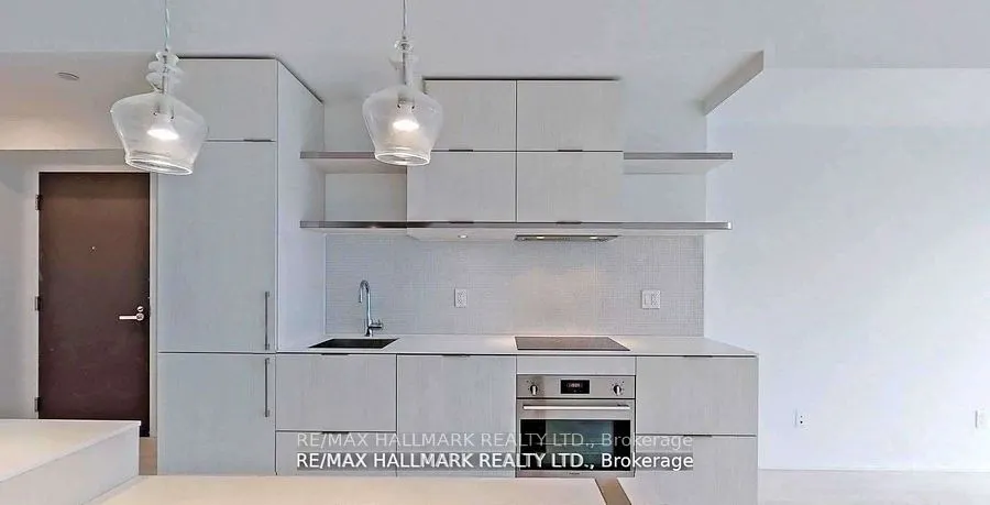 197 Yonge Street, #3114