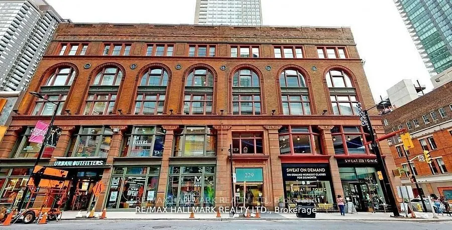 197 Yonge Street, #3114