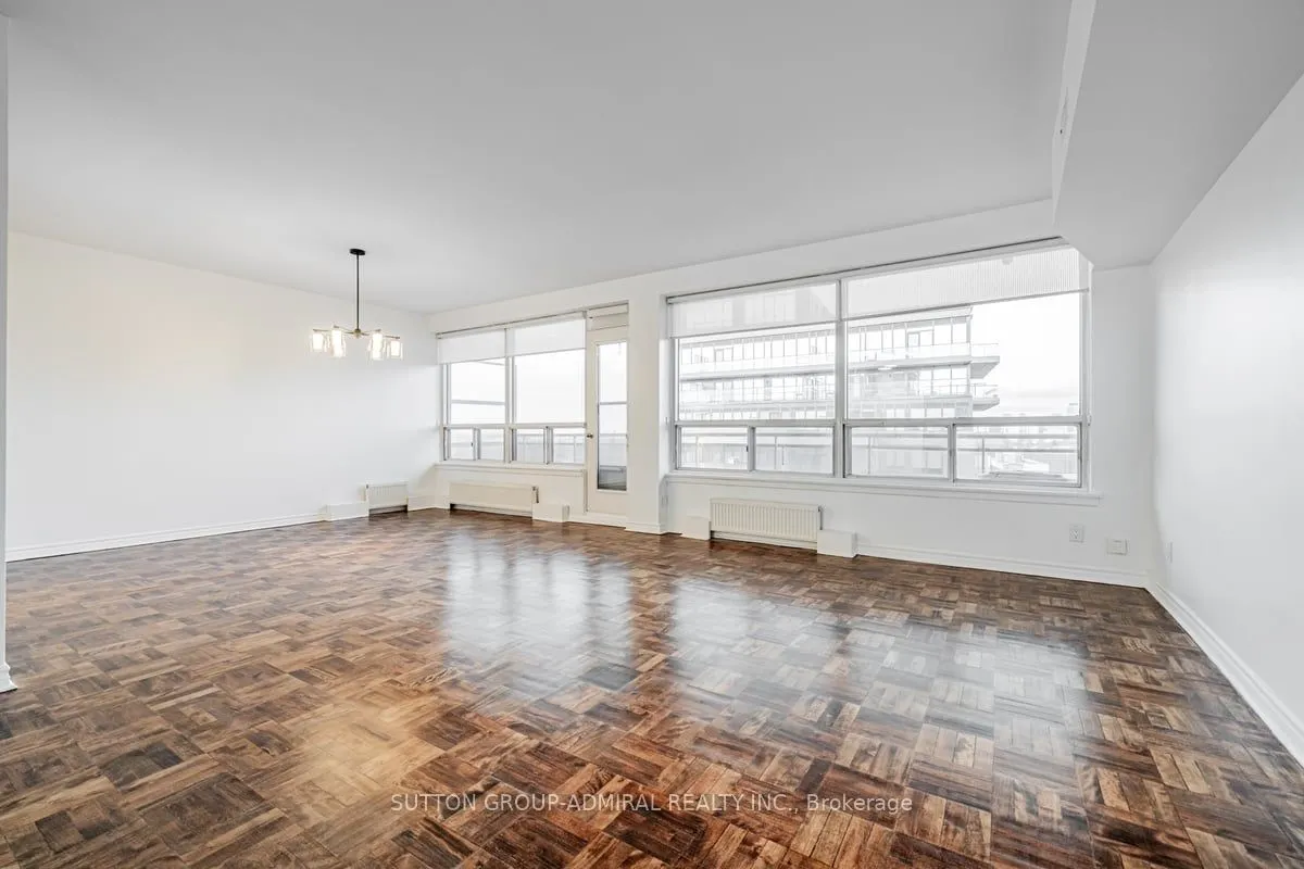 2500 Bathurst Street, #1004