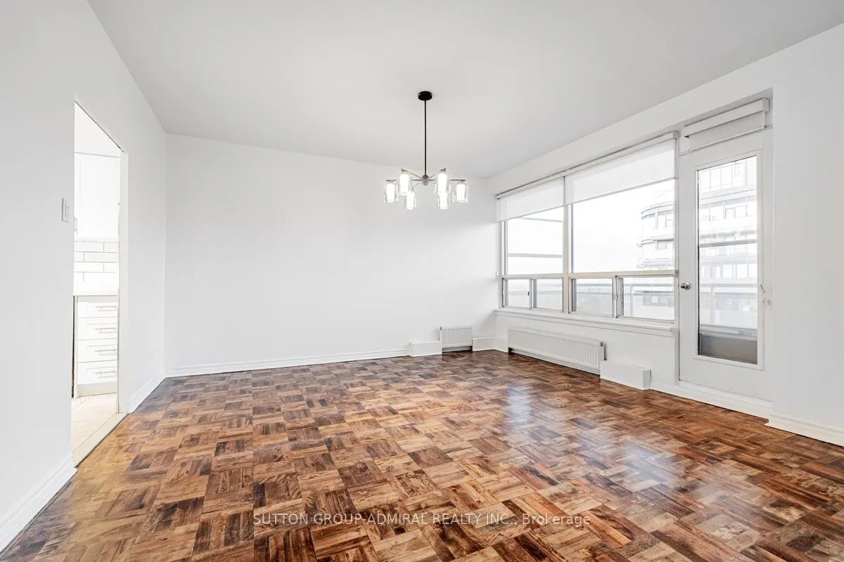 2500 Bathurst Street, #1004