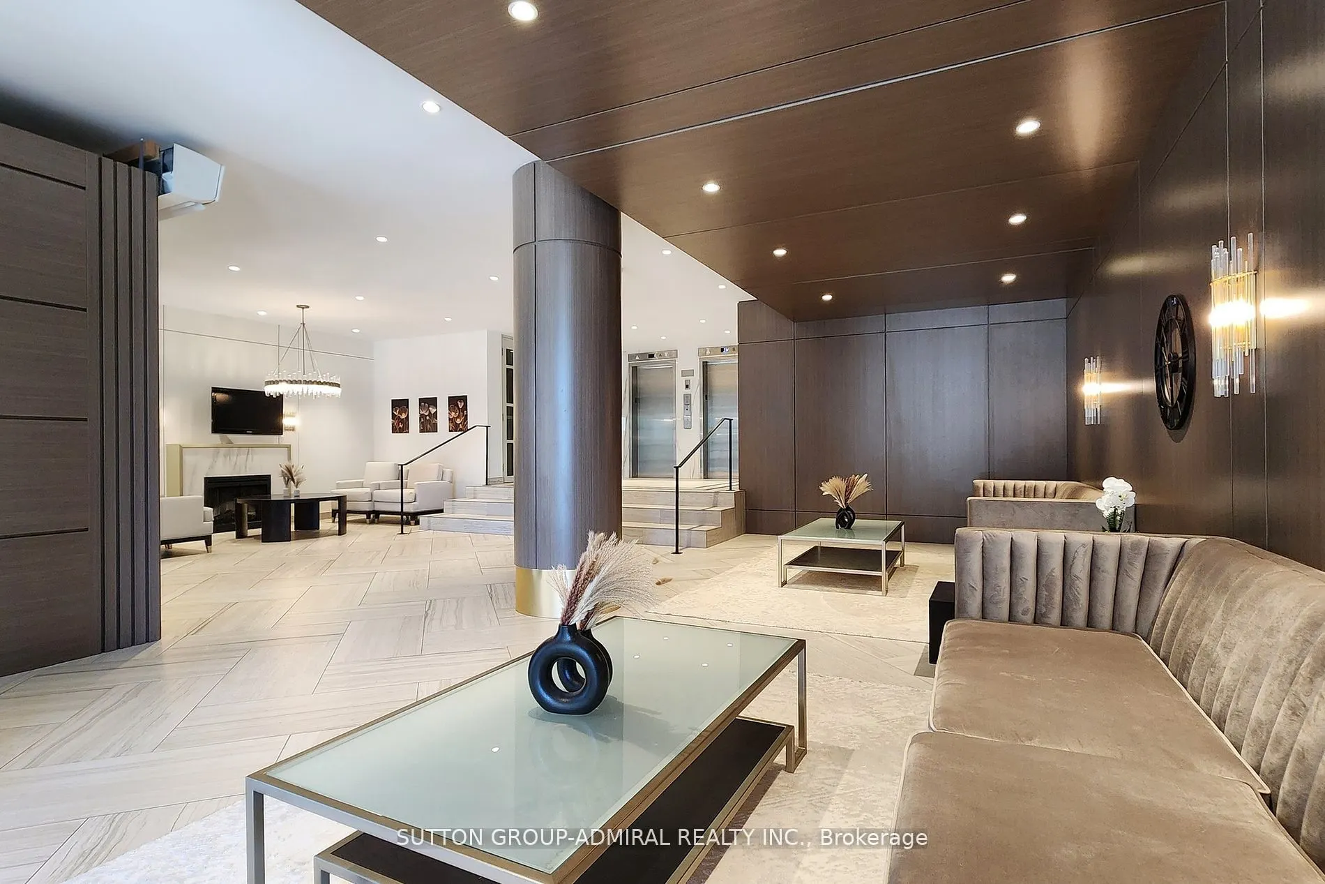 2500 Bathurst Street, #1004
