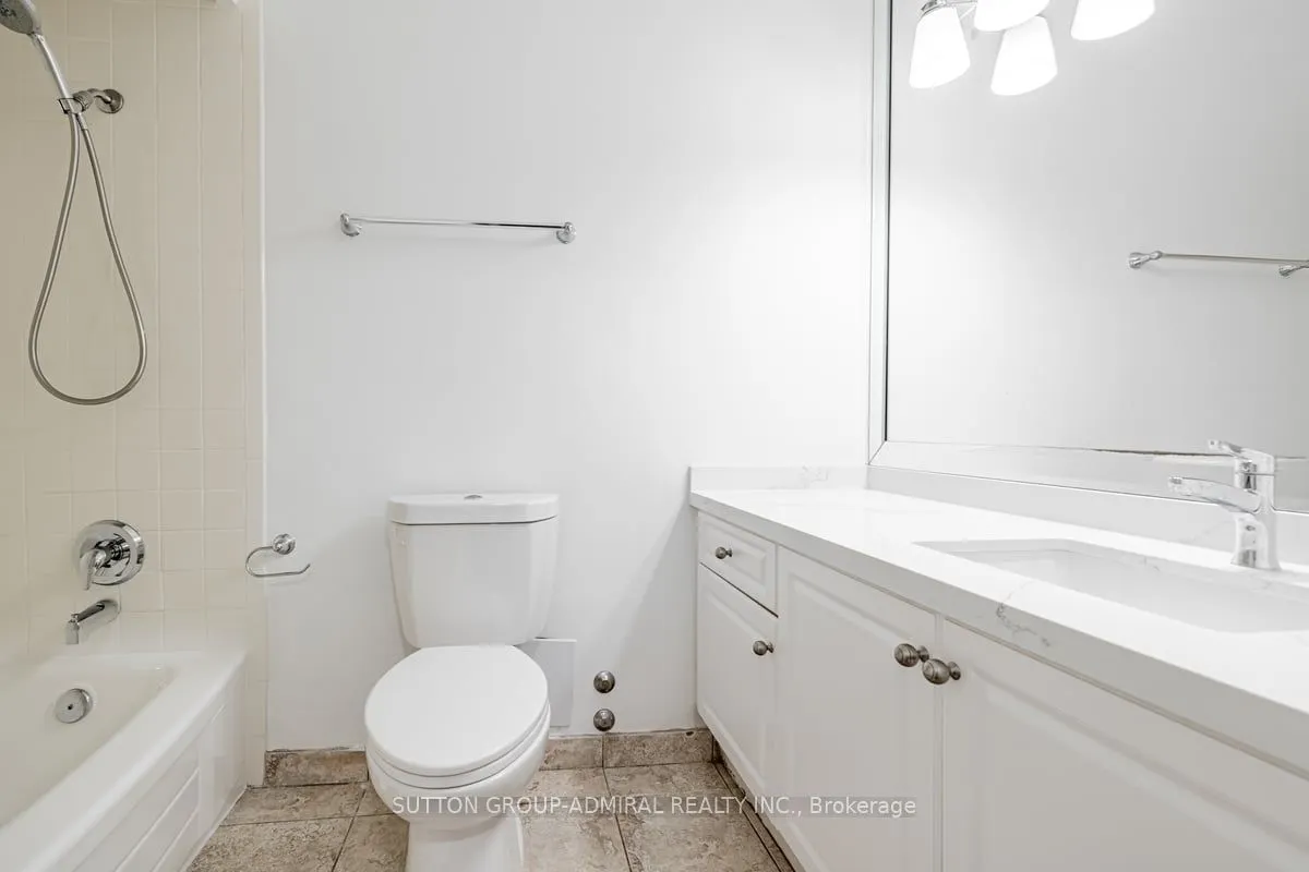2500 Bathurst Street, #1004