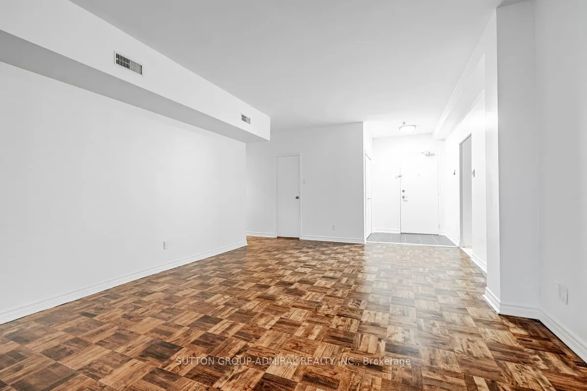 2500 Bathurst Street, #1004
