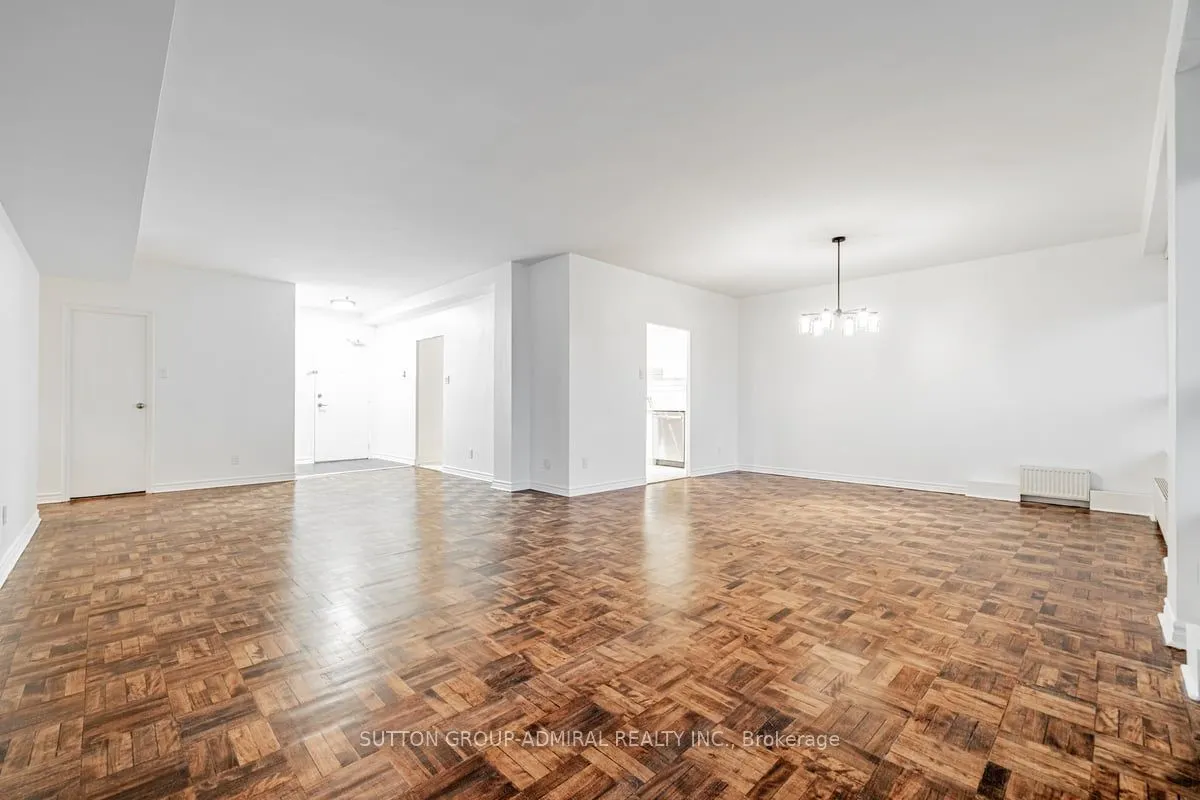 2500 Bathurst Street, #1004