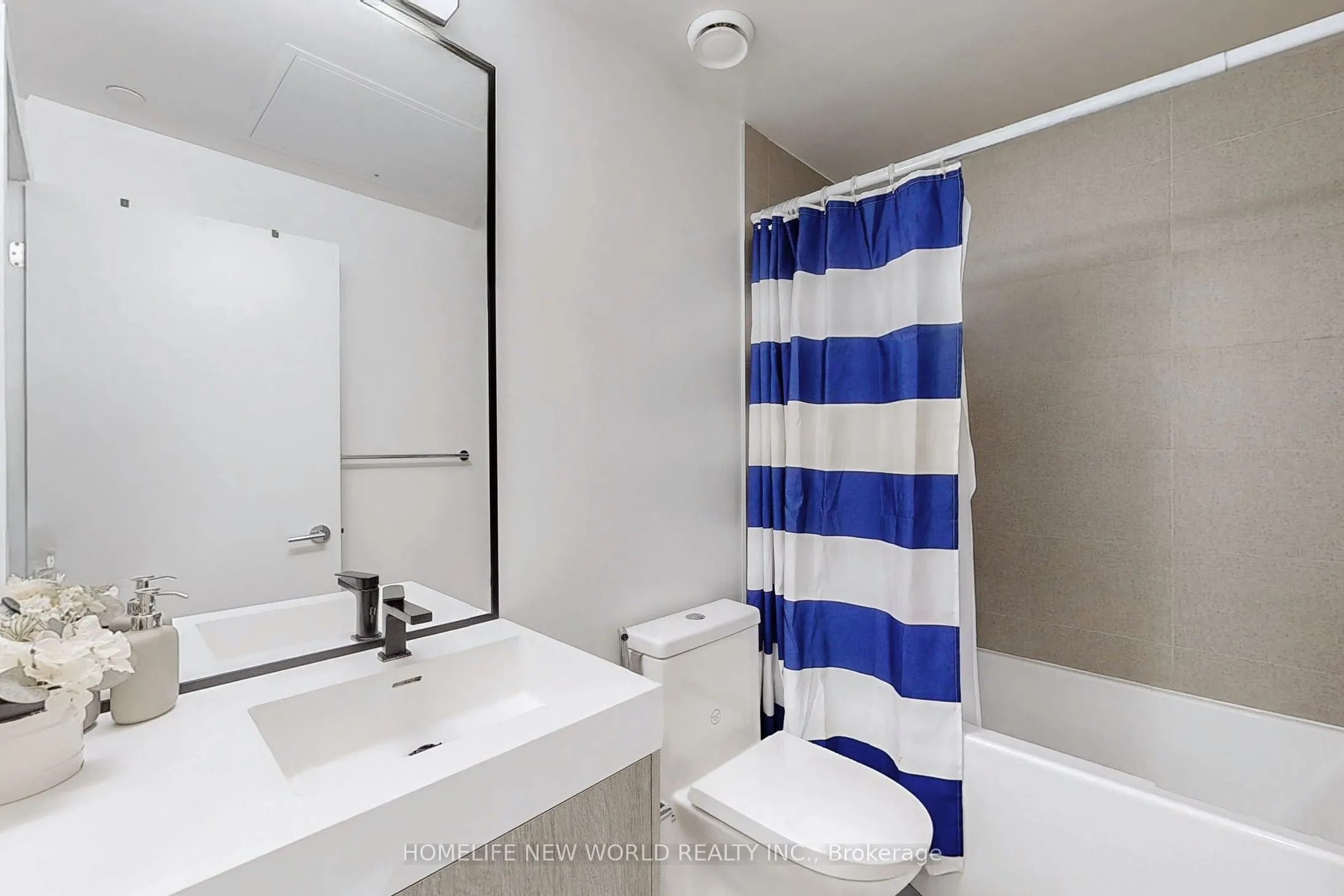 250 Lawrence Avenue W #518