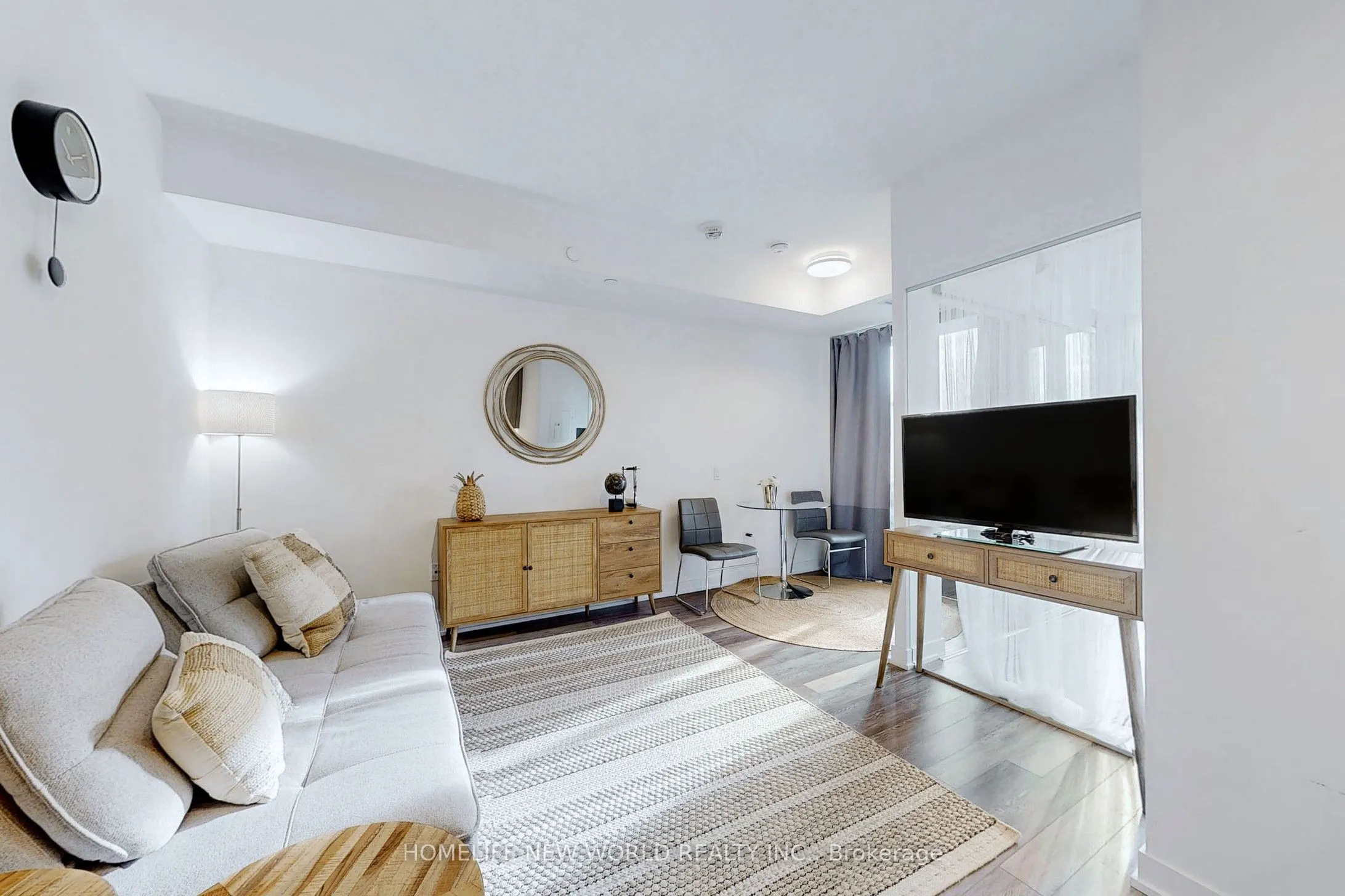 250 Lawrence Avenue W #518