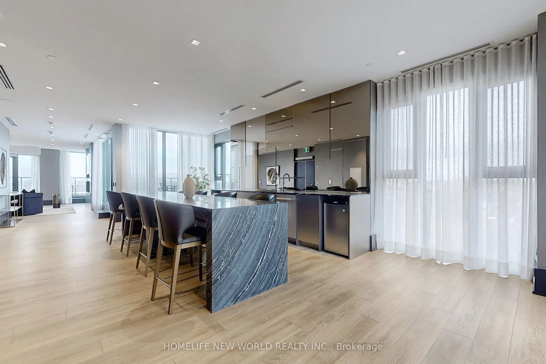 250 Lawrence Avenue W #518