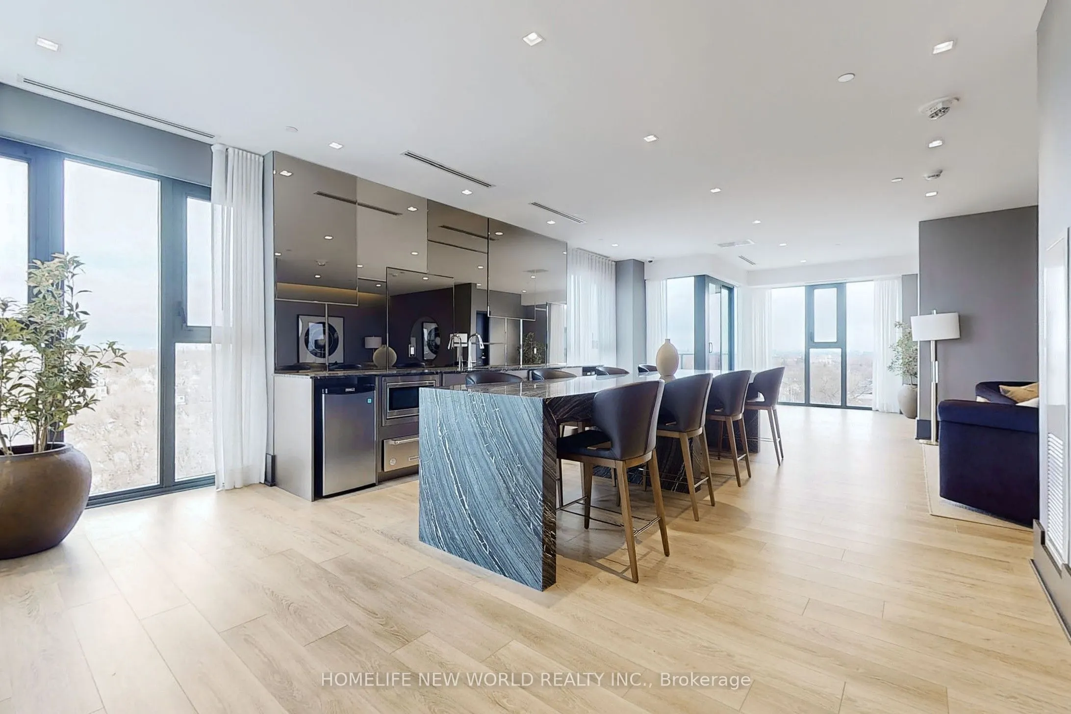 250 Lawrence Avenue W #518