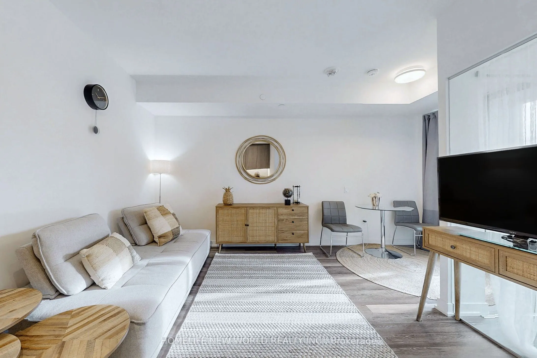 250 Lawrence Avenue W #518
