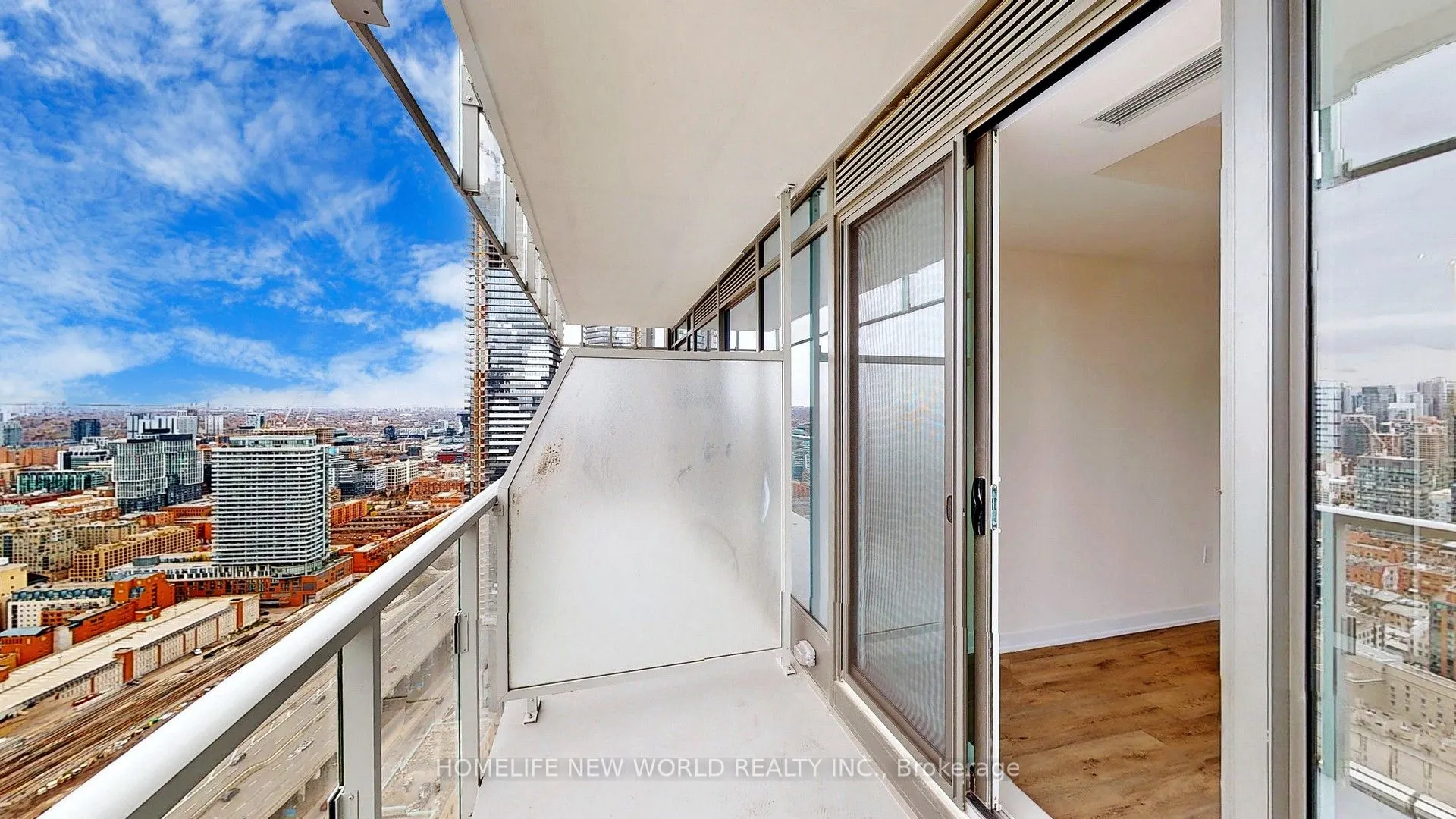 28 Freeland Street #4106