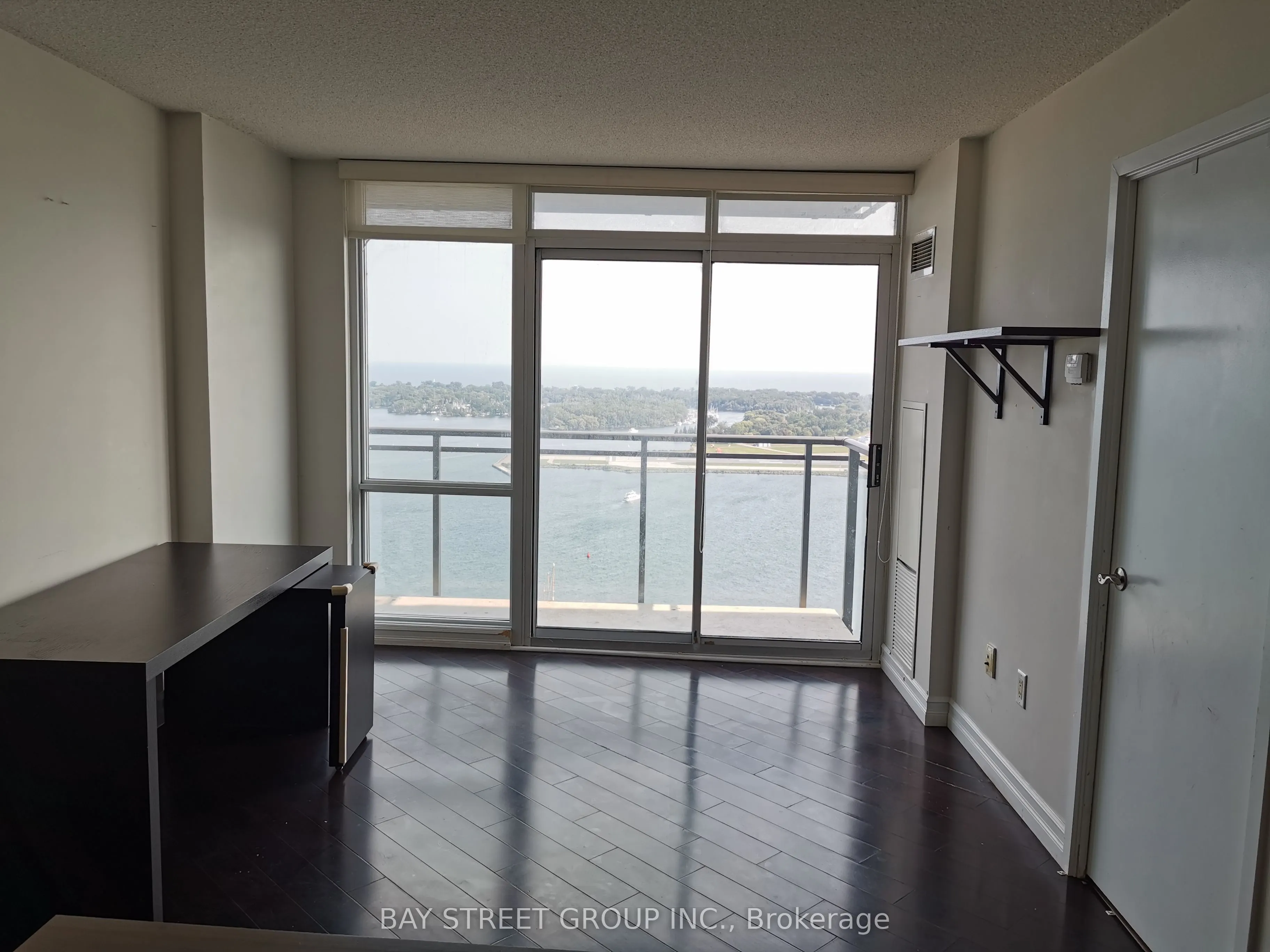 11 Brunel Court #3912