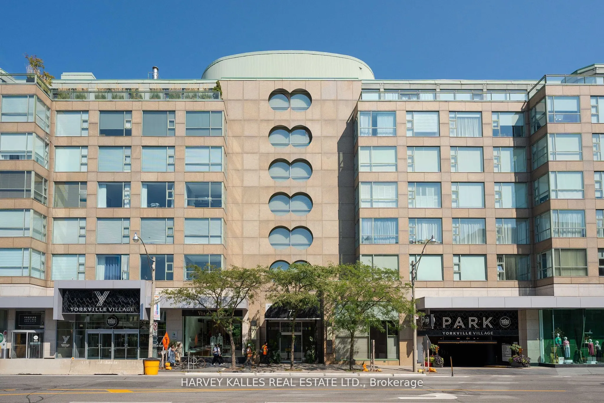 77 Avenue Road, #506