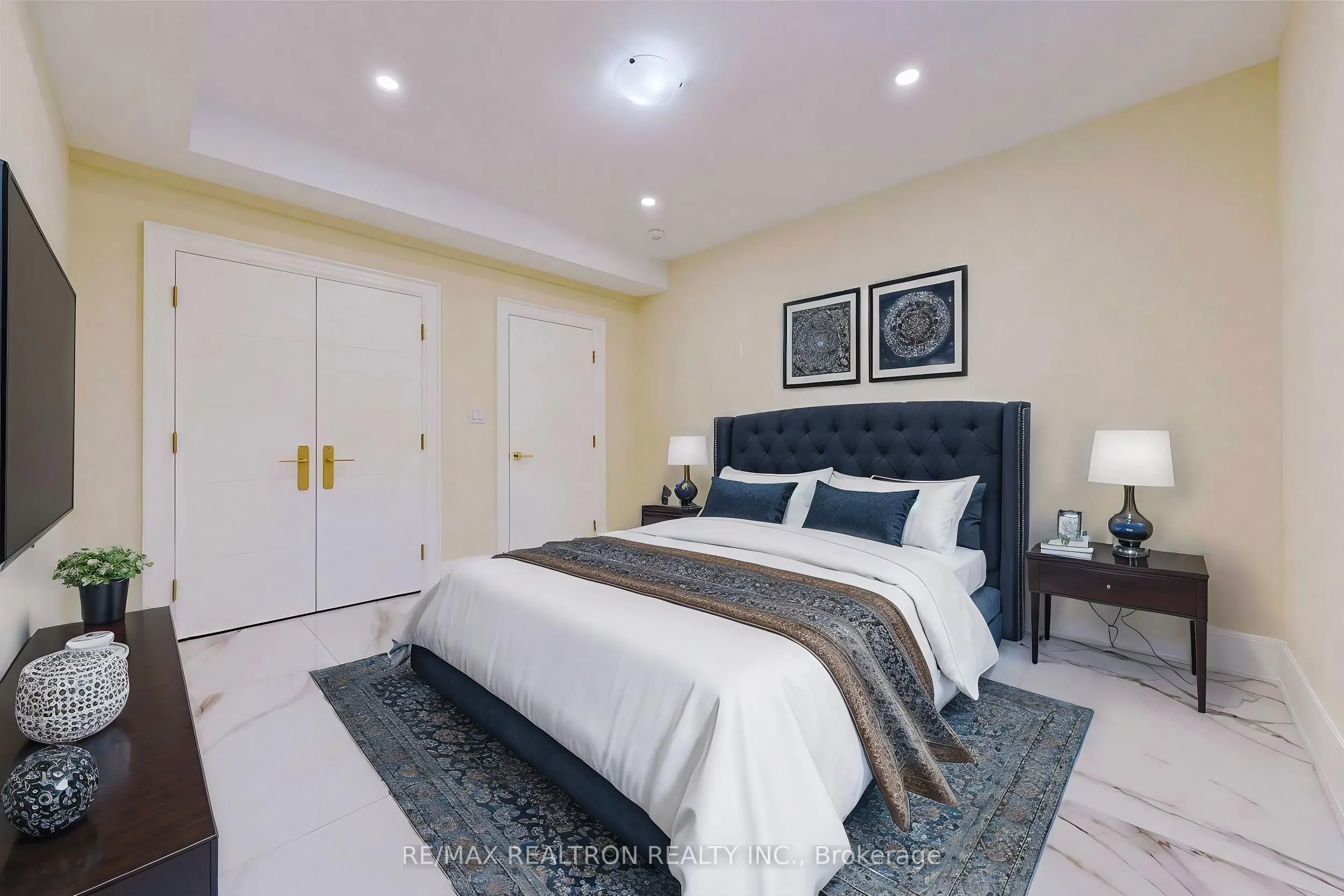 10 Jocelyn Crescent