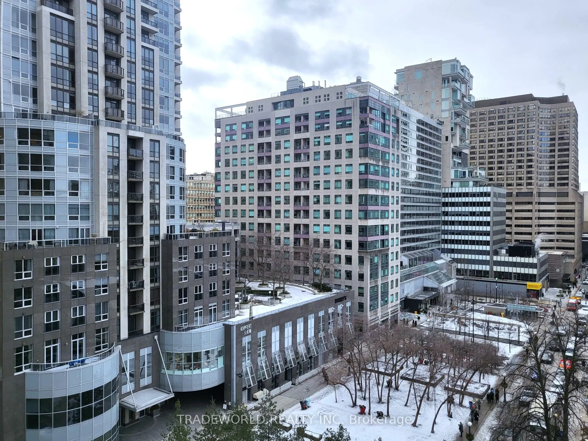 88 Cumberland Street #902