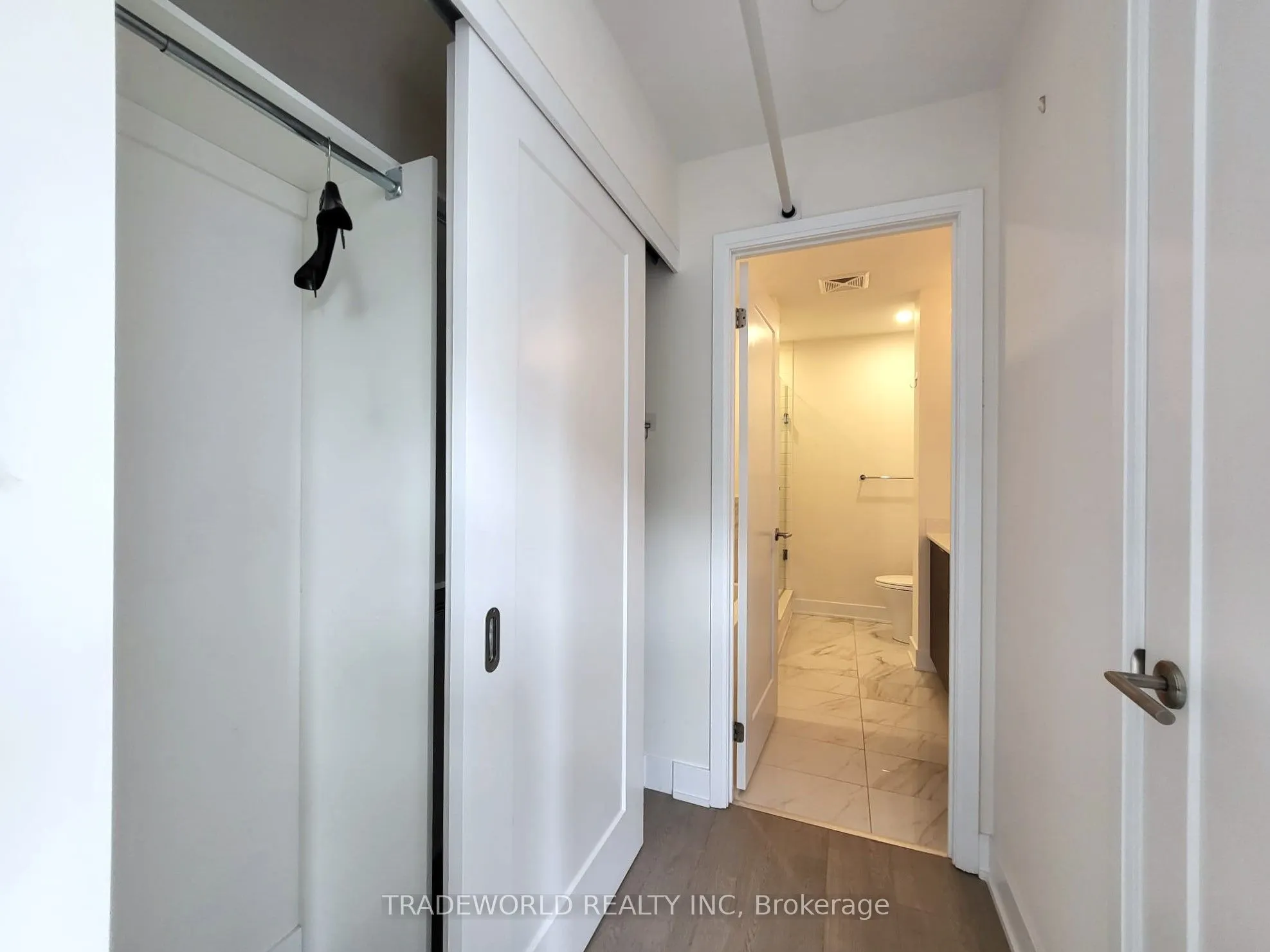 88 Cumberland Street #902