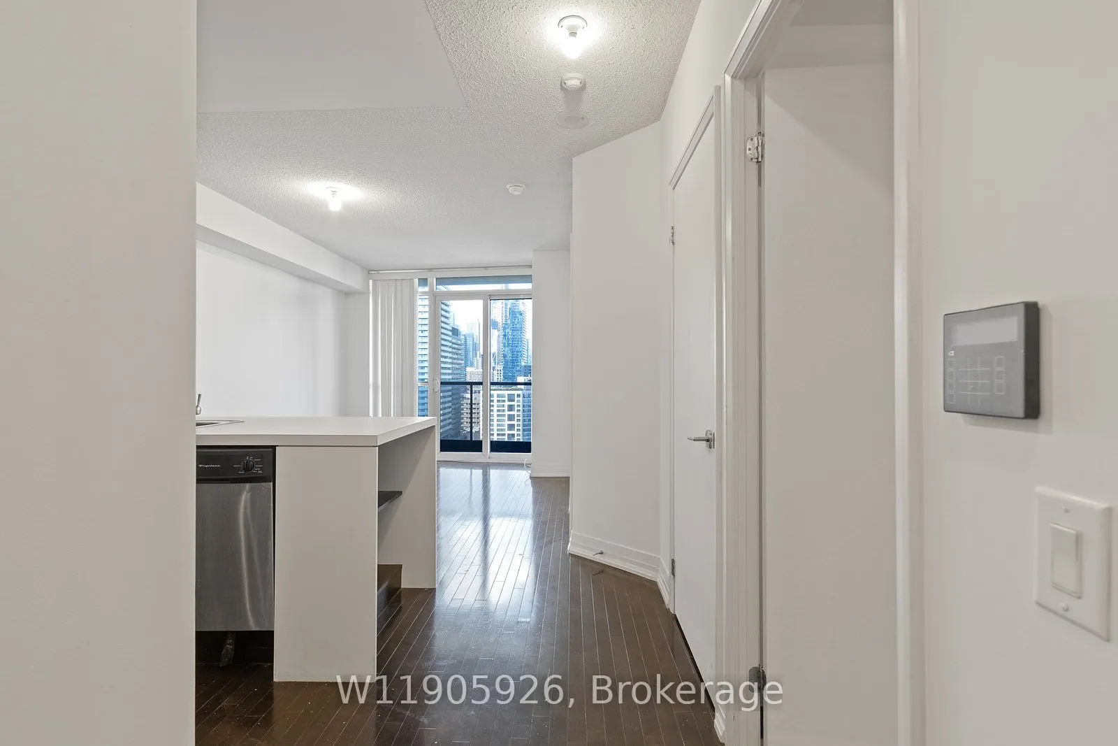 25 Carlton Street #2308