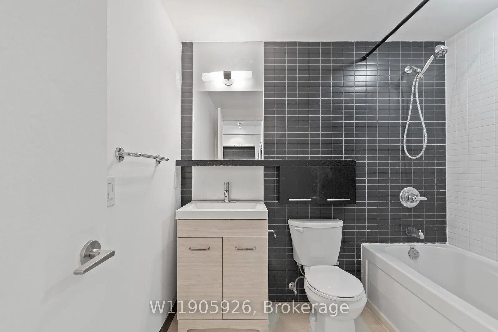 25 Carlton Street #2308