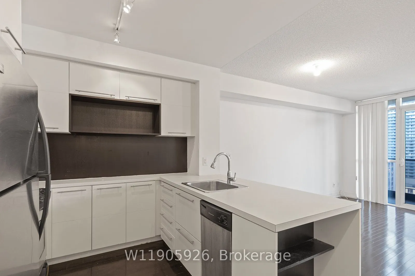 25 Carlton Street #2308